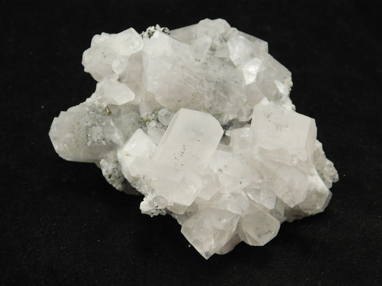 FLUORESCENT Calcite Crystal Cluster on Druzy PYRITE Peru 122gr