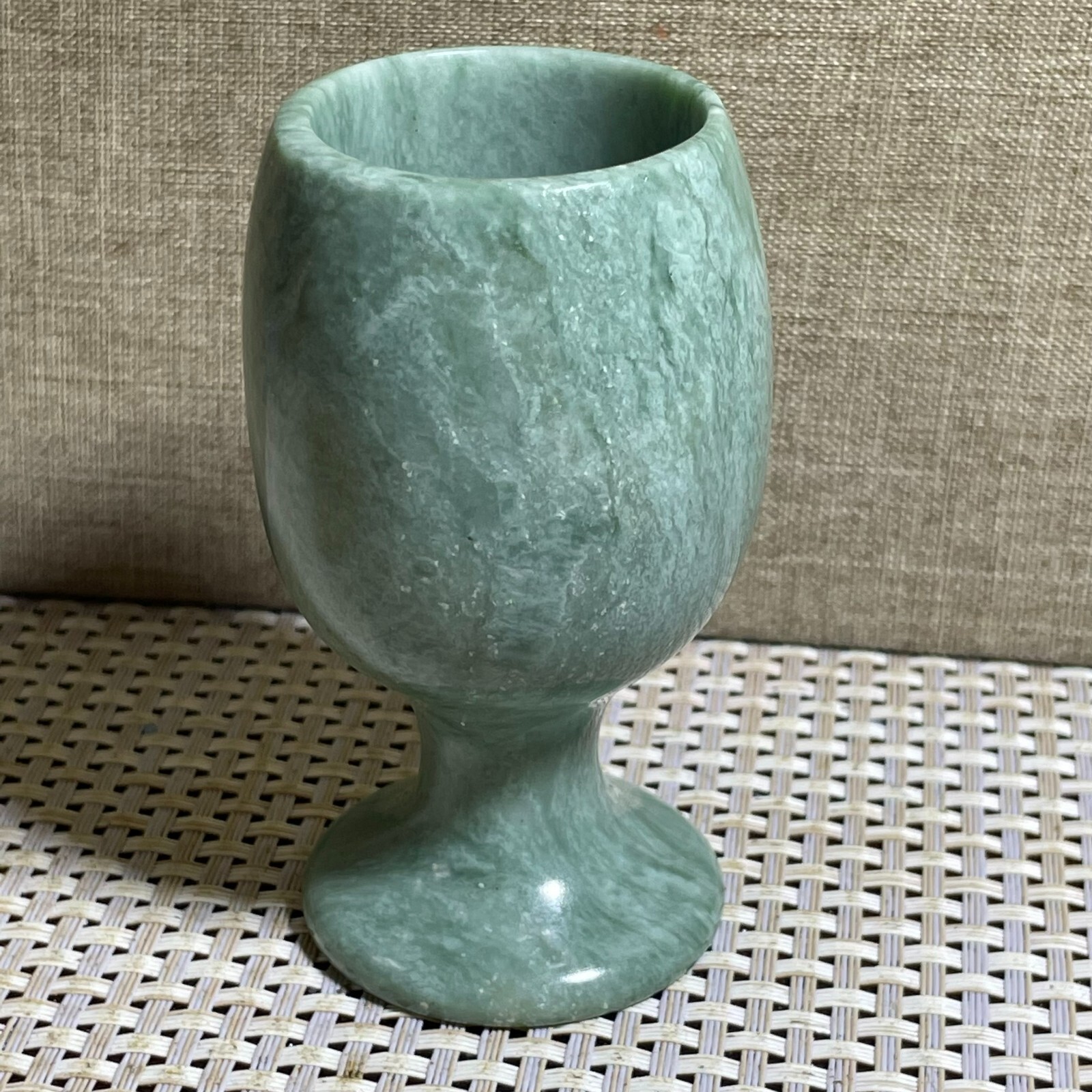 3.4 in Jade stone Cup Goblets Wine Glasses Random 1pcs