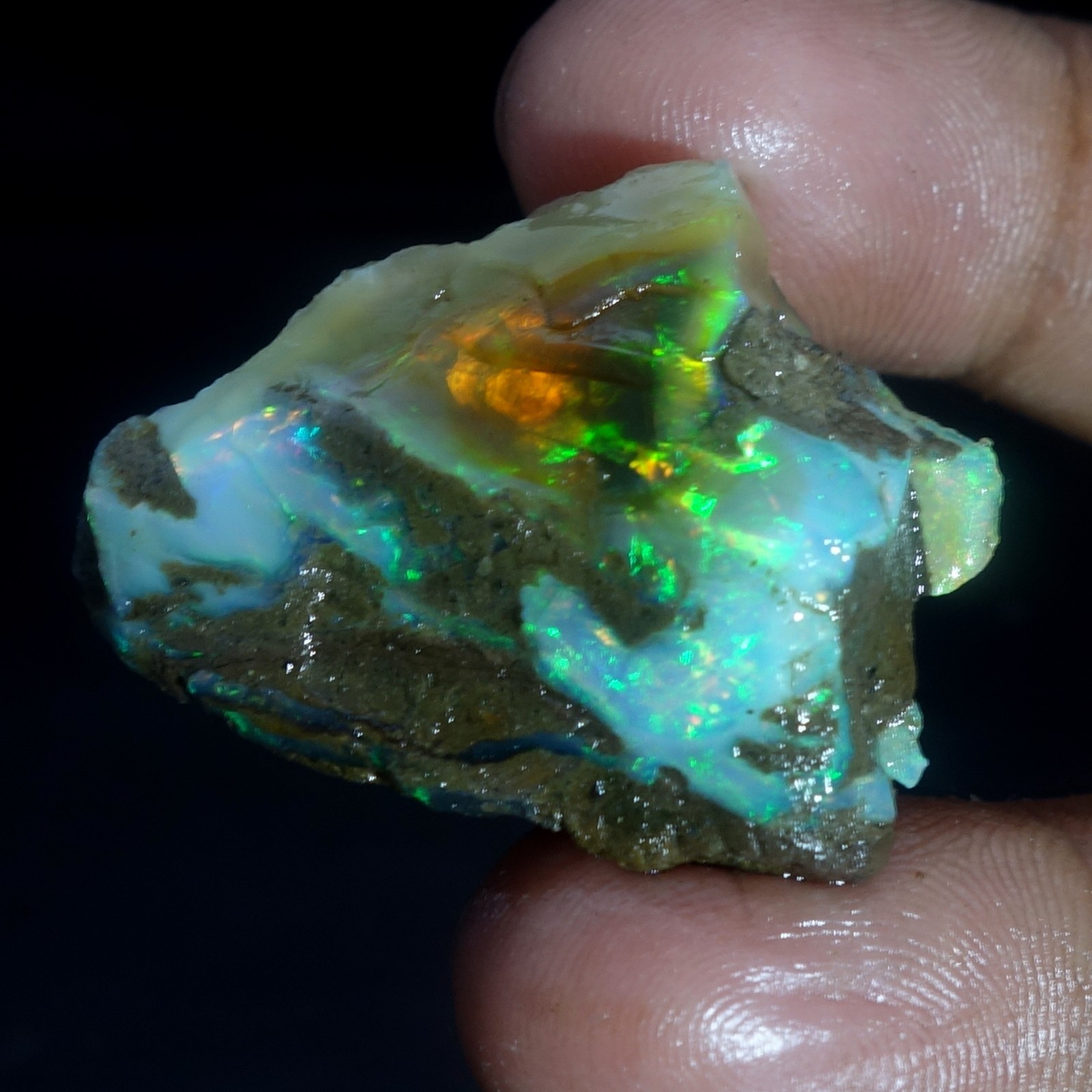 AA+ Ethiopian Oli Opal Rough Entreated Welo Opal Multi Fire Color Flash 68.00Cts