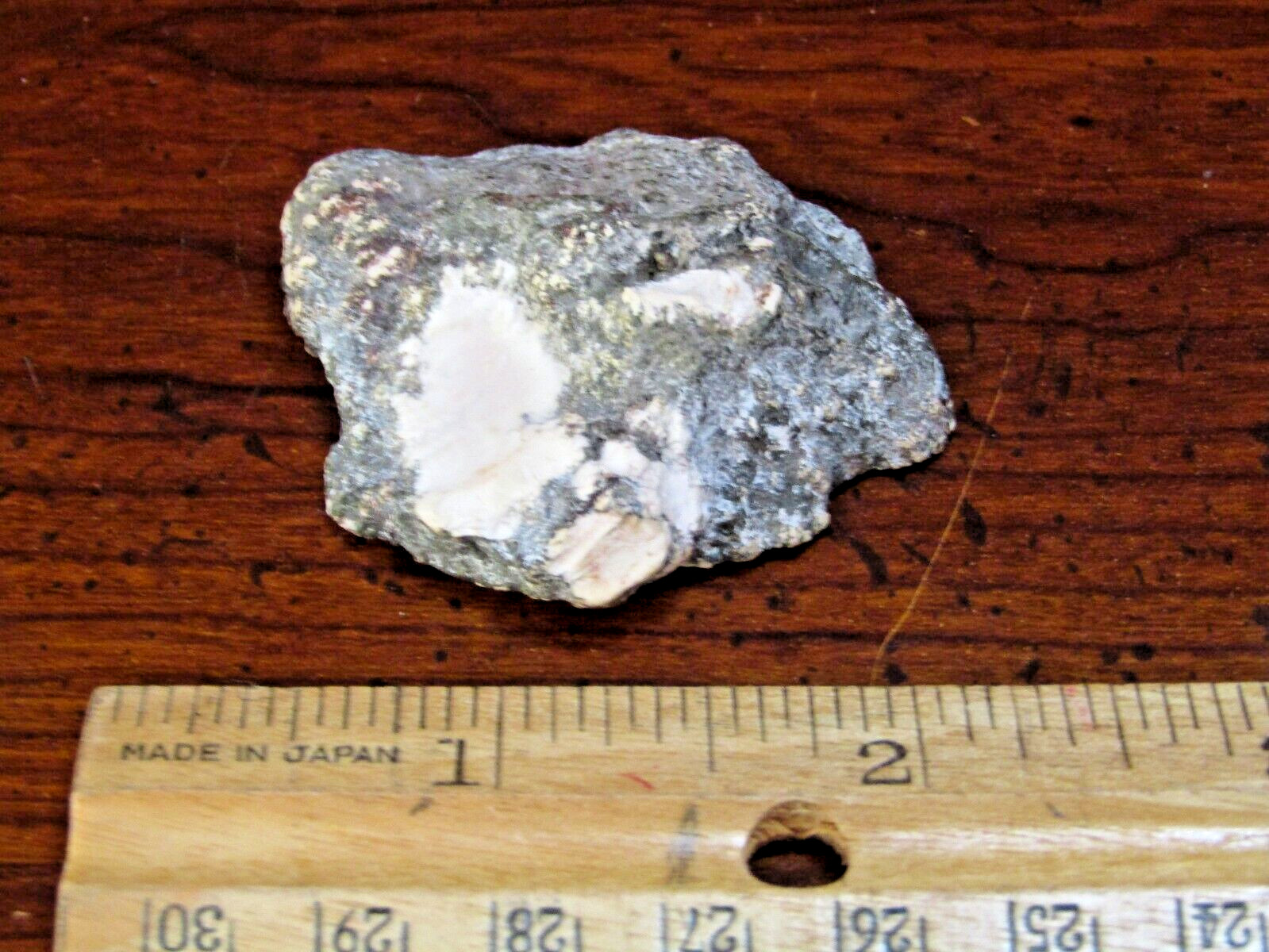 DATOLITE SPECIMEN DELAWARE MINE KEWEENAW COUNTY MICH 1-3/4 x 1-1/2 x 3/8 INCH