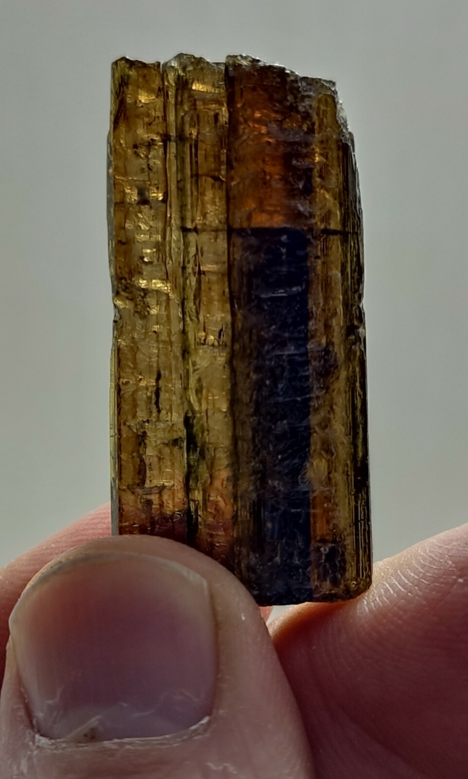 Natural epidote crystal 12 grams