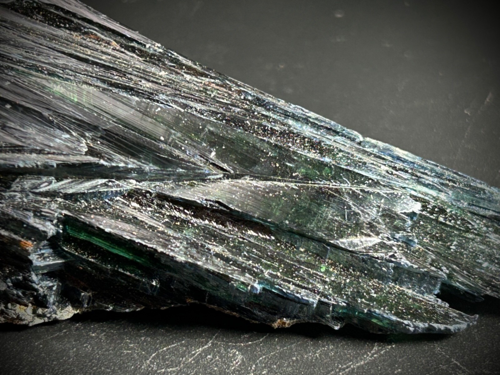 Beautiful Vivianite Specimen 5.25″ 6.7oz (190 grams)