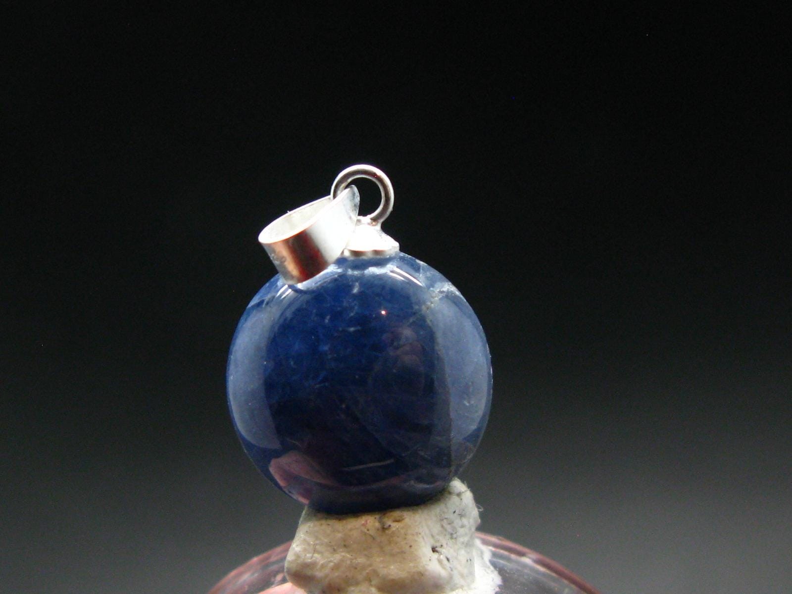 Gem Blue Sapphire Corundum Crystal Silver Pendant From Sri Lanka – 15.90 Carats