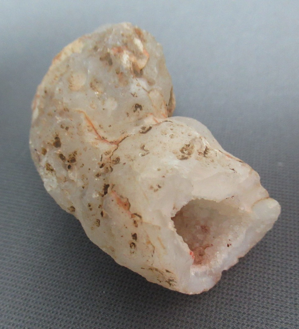 Double Geode – White Cream Brown – 1 1/2” x 2 5/8” – g6 bz