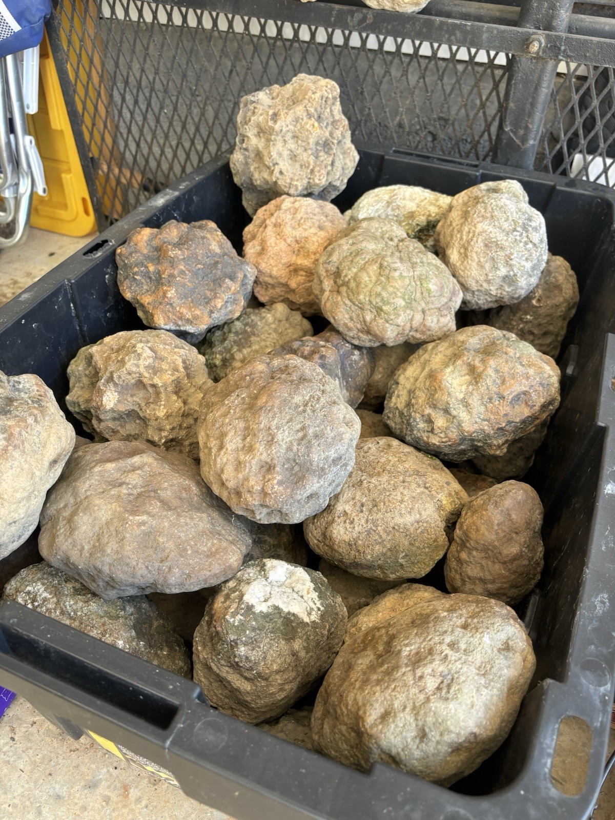 15 lbs Unopened Geodes Lot Natural Quartz Crystal Break Your Own Geode/ Lapidary