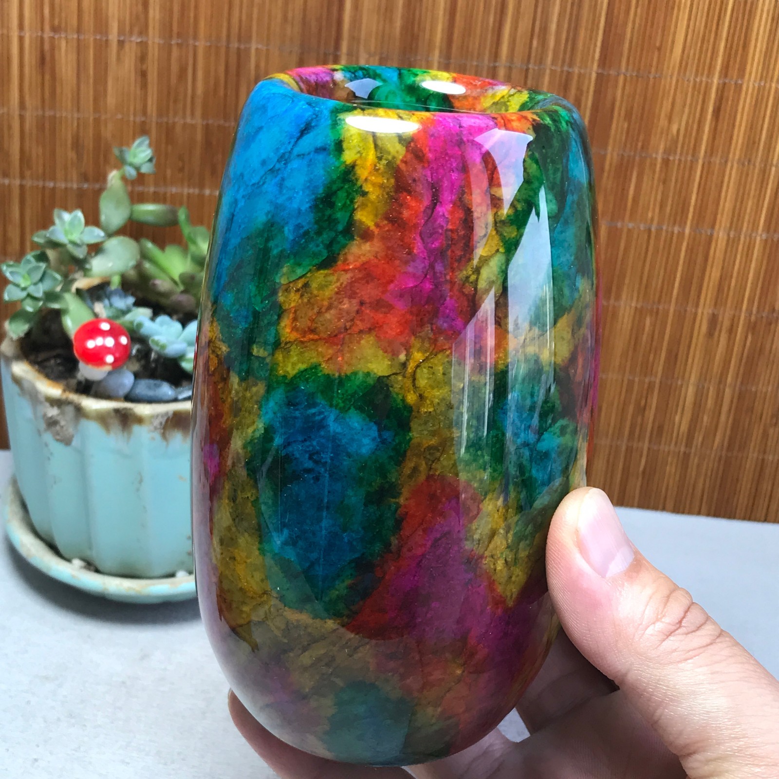 Natural “Seven Colors Jade” vase specimen -Taiwan China 1140g 129mm A5800
