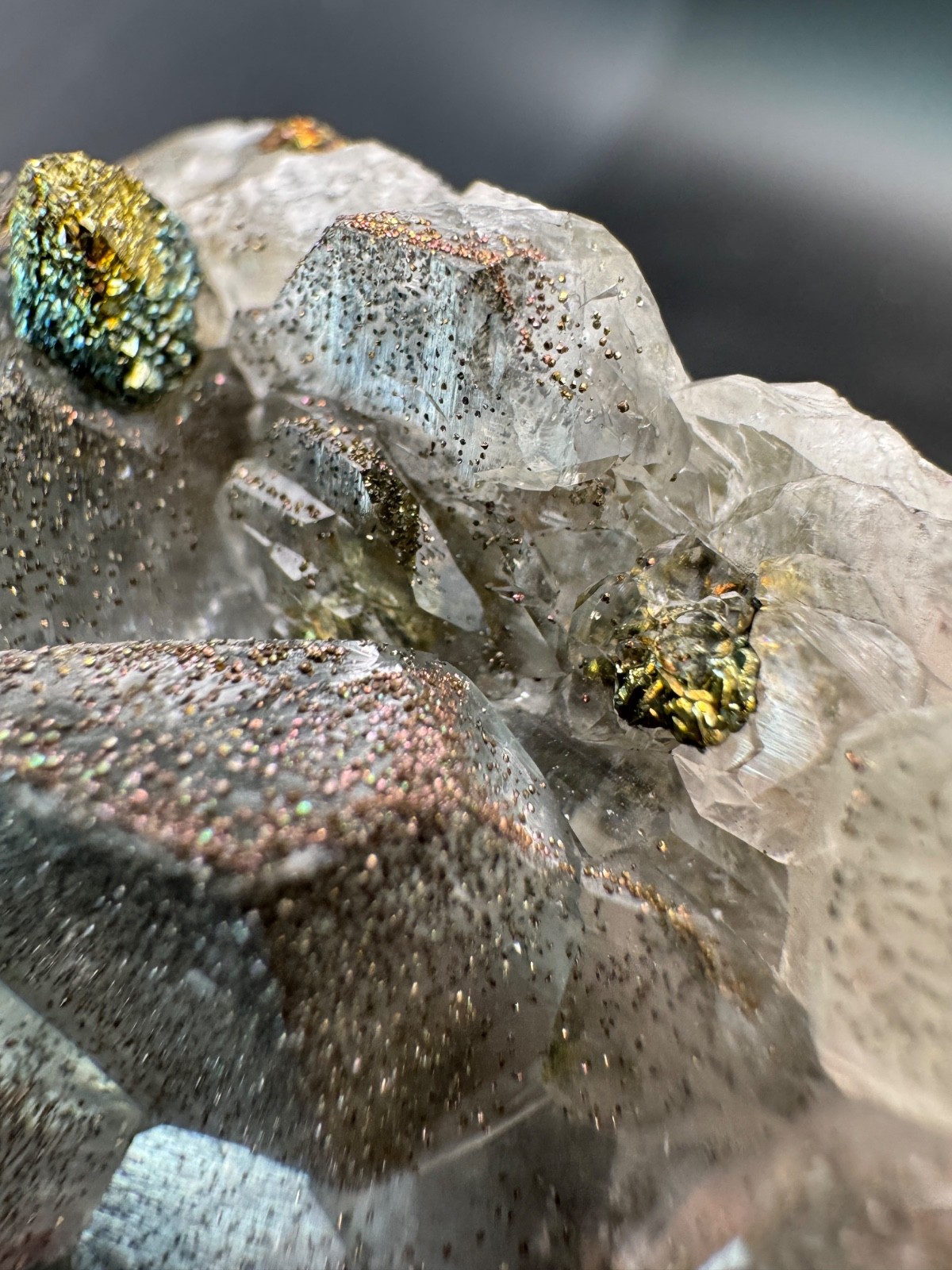 6703 Rainbow Chalcopyrite on Gray Benz Calcite Fu Jian 55g