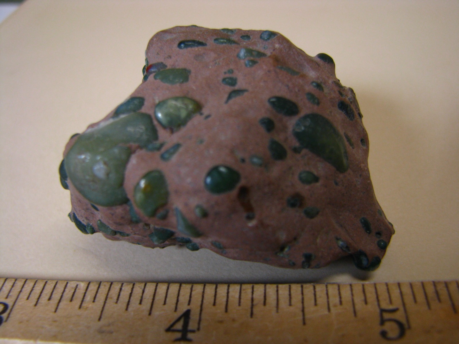OVER 50 GREEN JADE PIECES IN BROWN MATRIX 46g 1.88×1.3×1.1in JIANGSU CHINA #216
