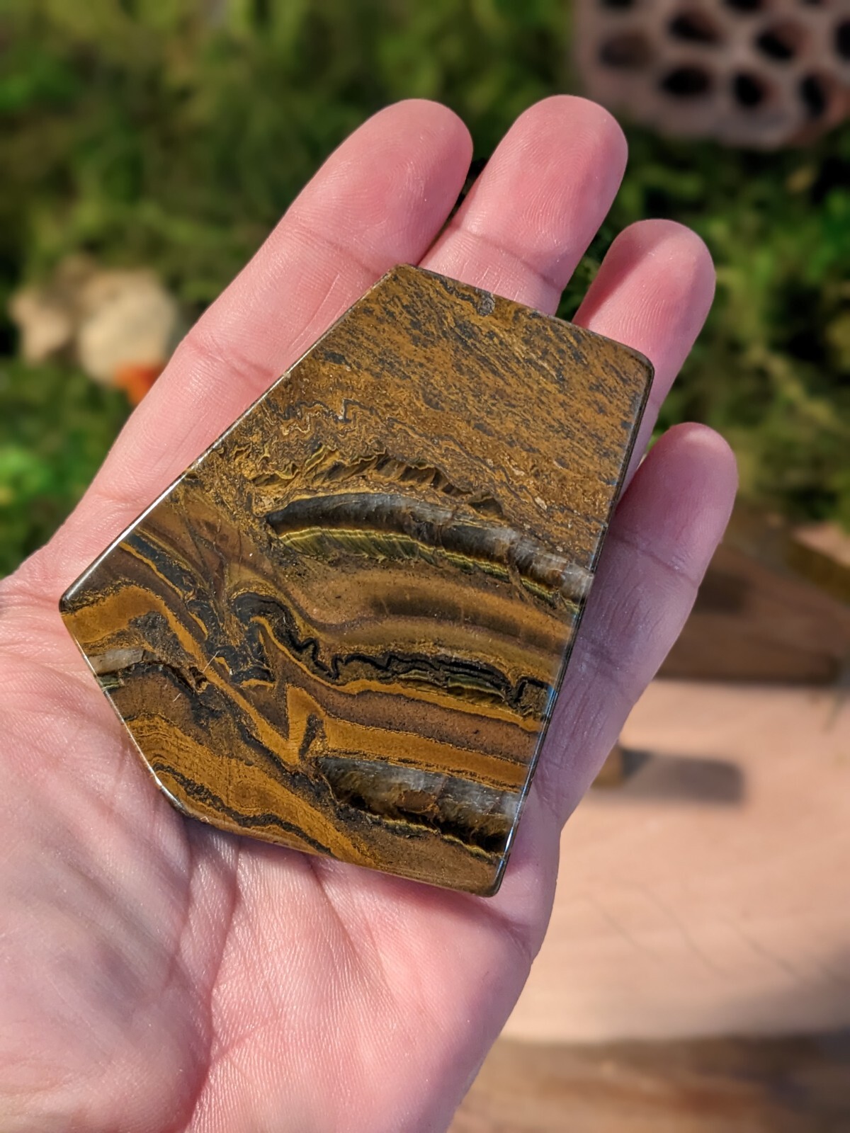 Tiger Eye Slab Polished Self Standing Geometric Plate Chatoyant Tiger’s Eye Iron
