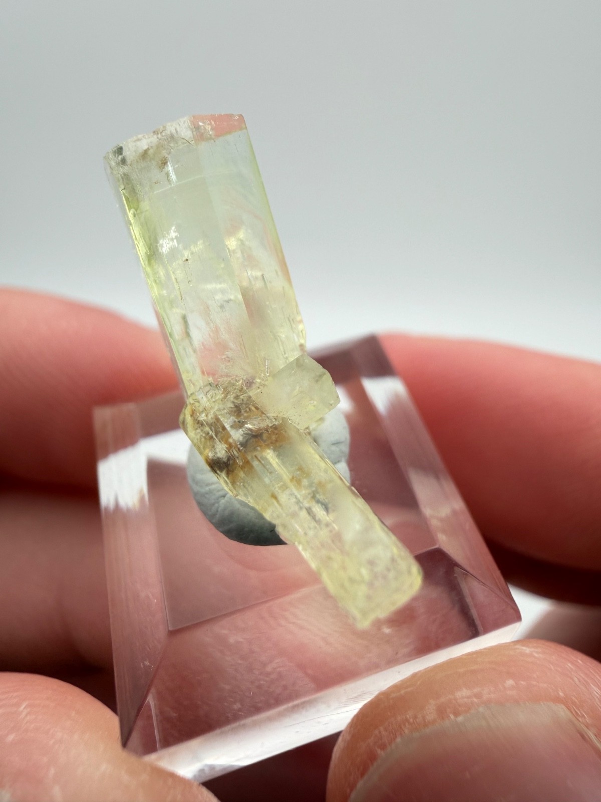 Large and Exceptional Thaumasite Crystal from the N’Chwaning Mines, South Africa
