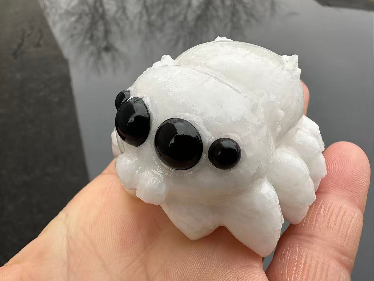 1pc Natural White Jade Quartz Carved Spider Skull Crystal Reiki Decor Gift