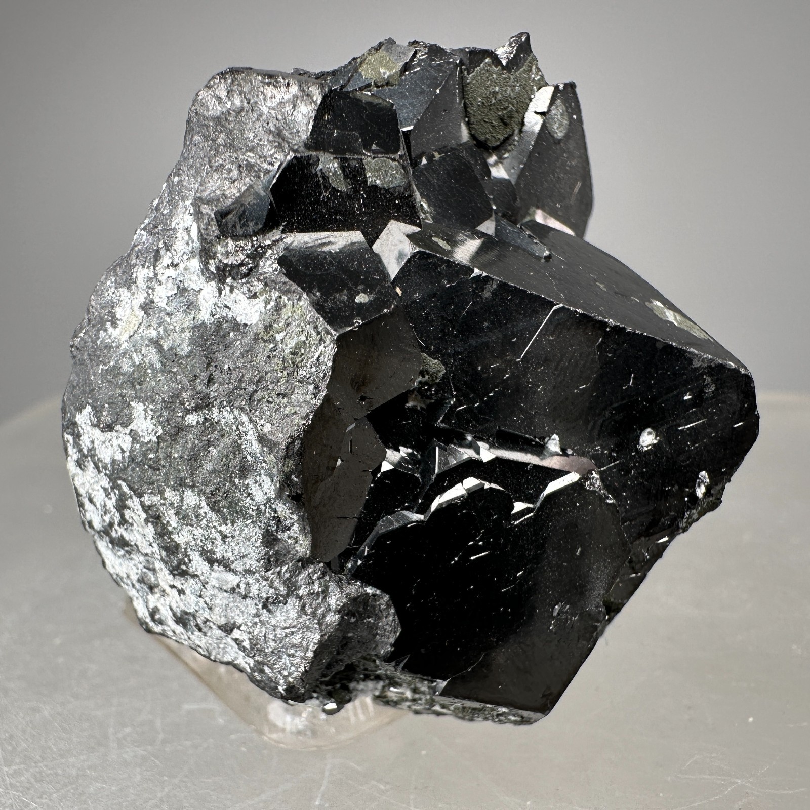 Magnetite: Huanggang Fe-Sn deposit, Chifeng City, Inner Mongolia, China