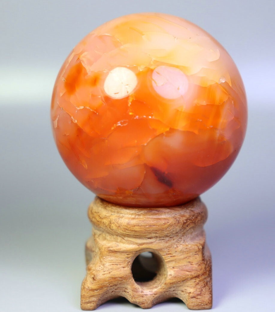 139g Natural Polished Red Orange Carnelian Agate Crystal Sphere Ball + Stand