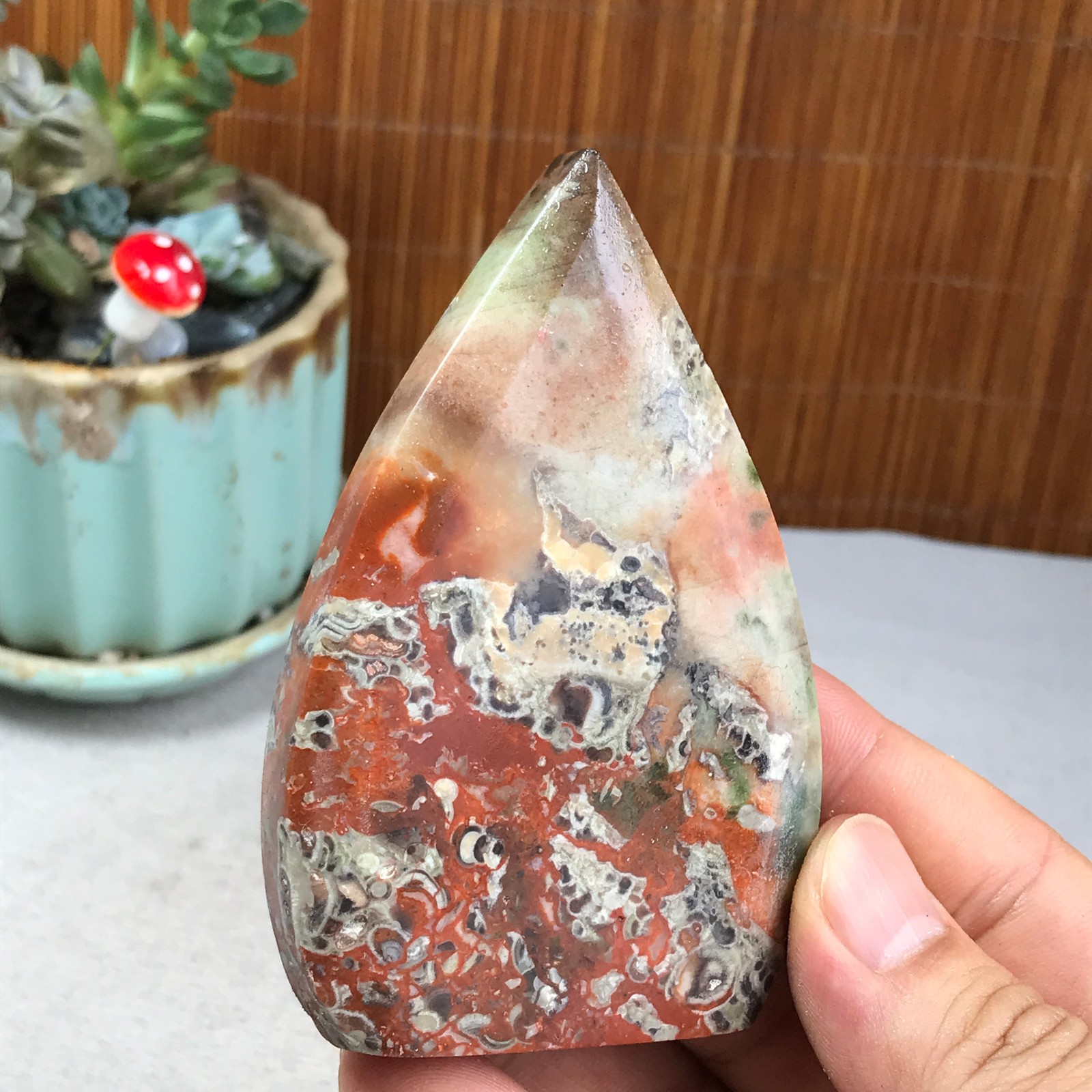 Natural money Mexico agate hand carve leaf Crystal Specimen free standing A6271