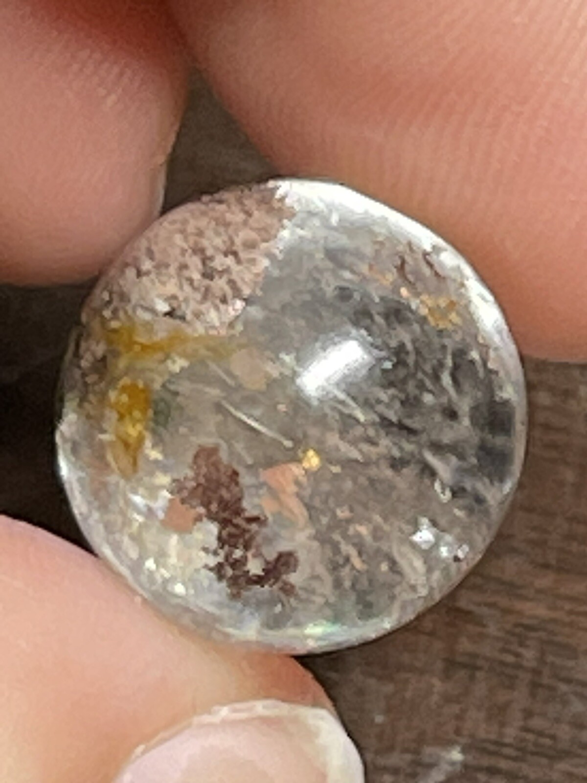 Garden Scenic Quartz with Rainbows Mini Sphere Ball Orb Marble 15.3mm 4g
