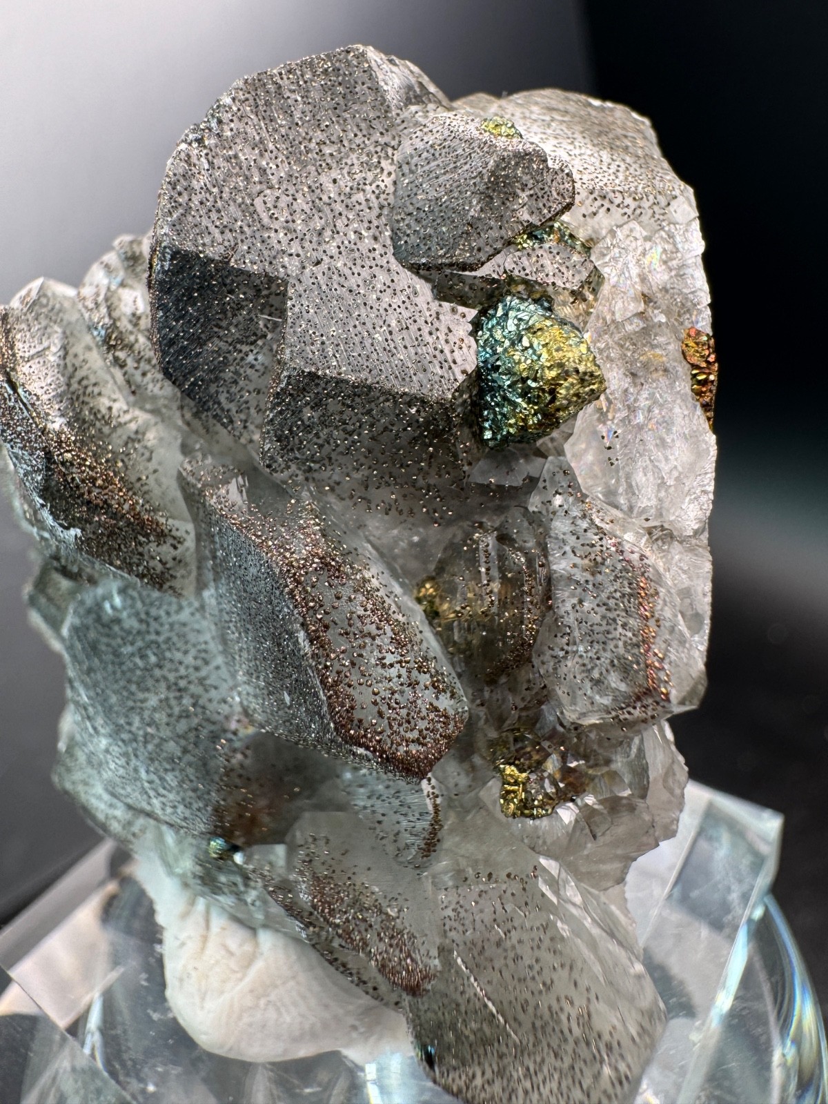 6703 Rainbow Chalcopyrite on Gray Benz Calcite Fu Jian 55g