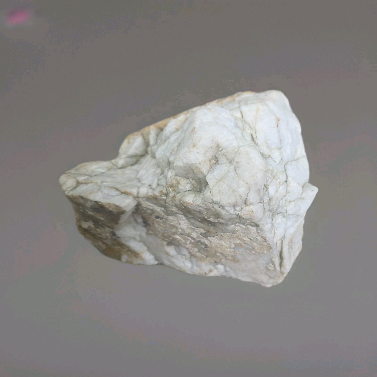 NATURAL ROUGH MILKY QUARTZ 30 LBS
