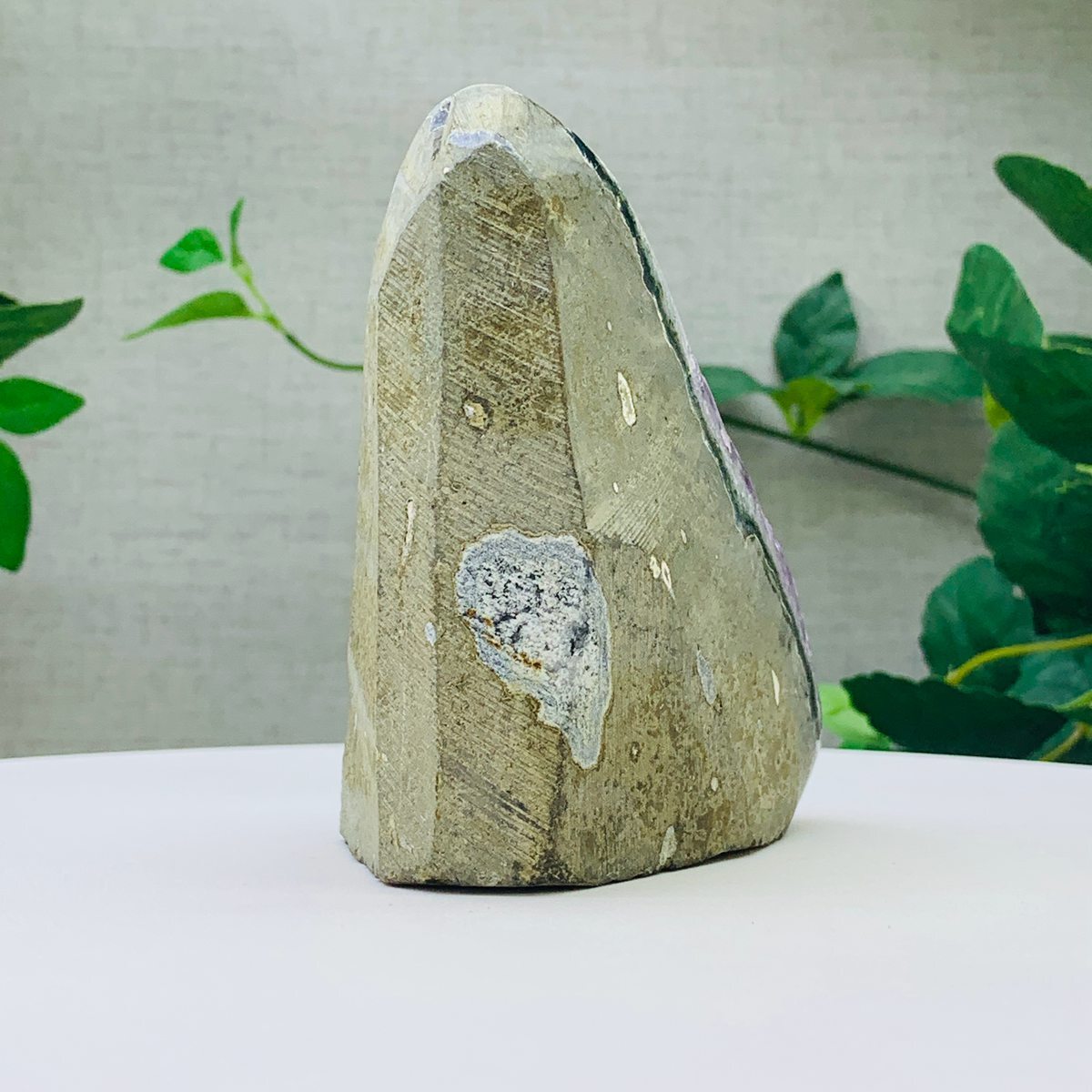 633g Natural Amethyst Geode Mineral Specimen Crystal Quartz Energy Decoration