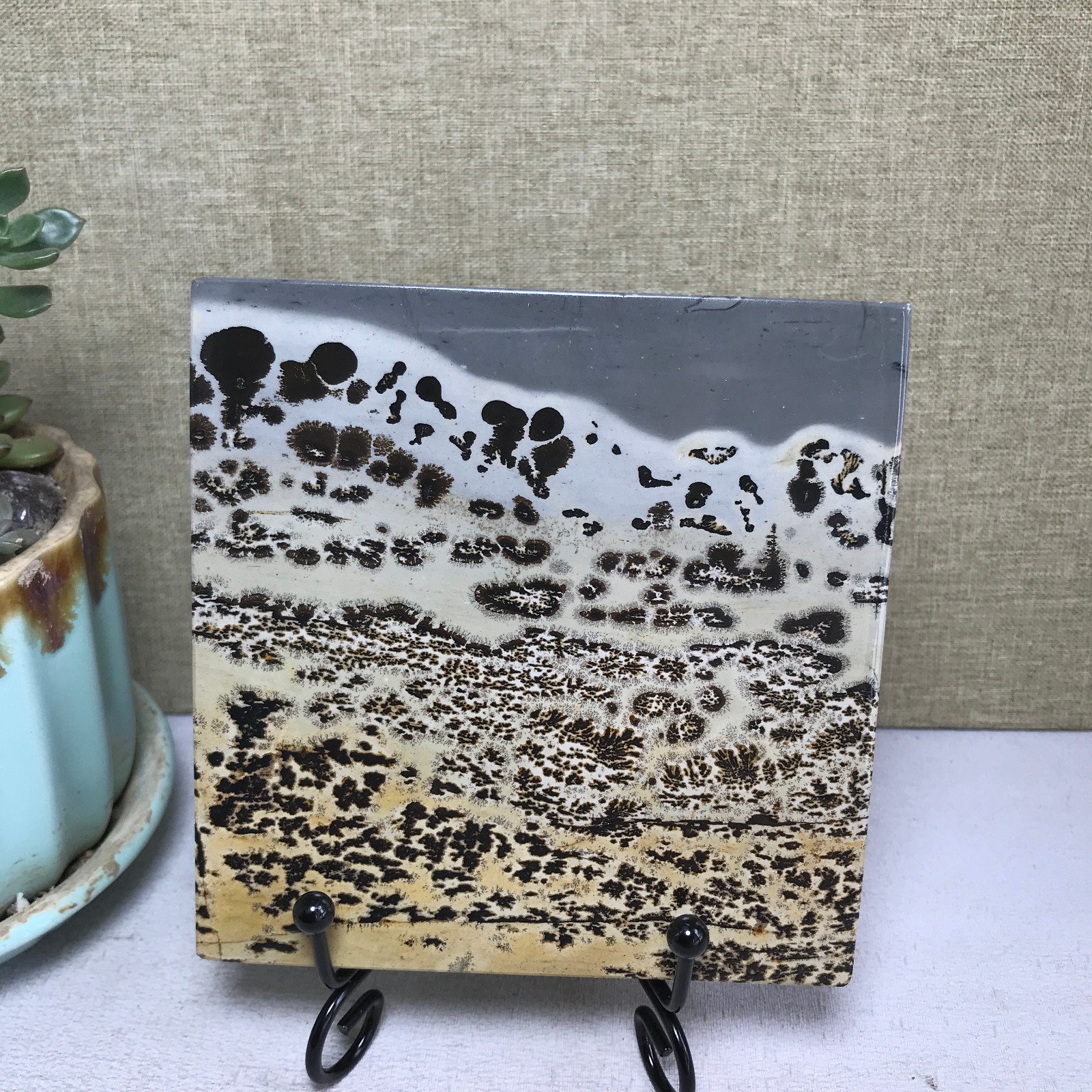 Natural Chinese painting stone crystal ornaments for home decoration 233g A5363