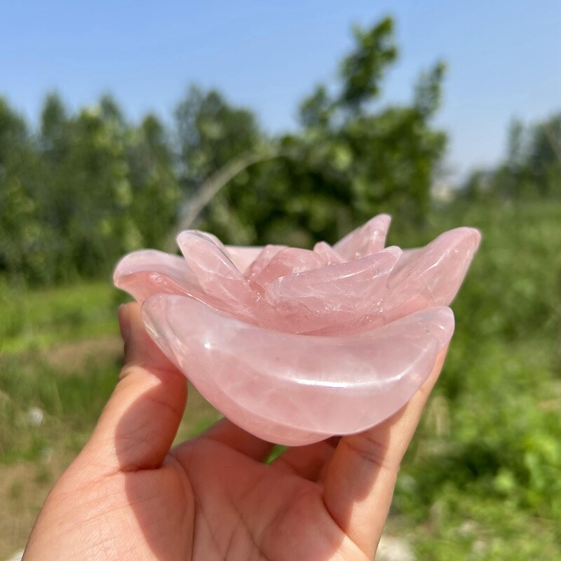 1.27LB Natural Rose Quartz Flower Skull Carved Crystals Skull reiki healing