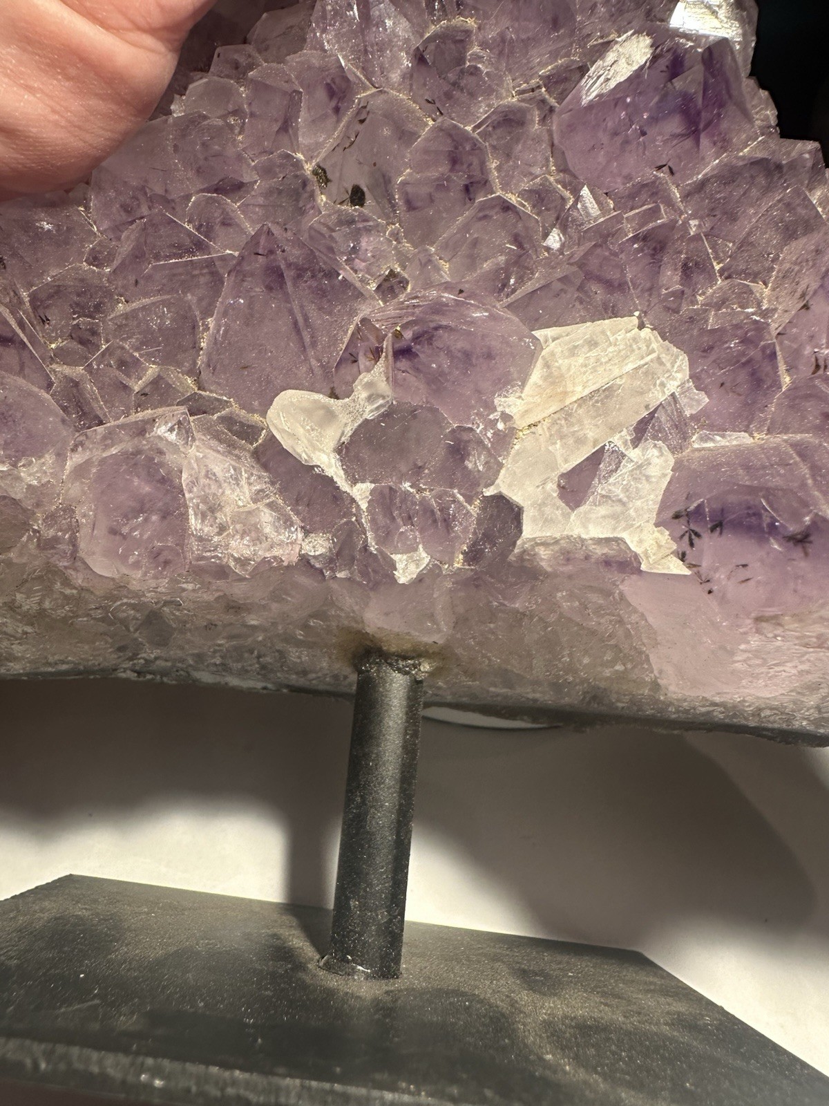 5 Lb 2 oz 2345 Gram Amethyst Crystal Geode 6″x6″x2.5″ on Metal Base!!!