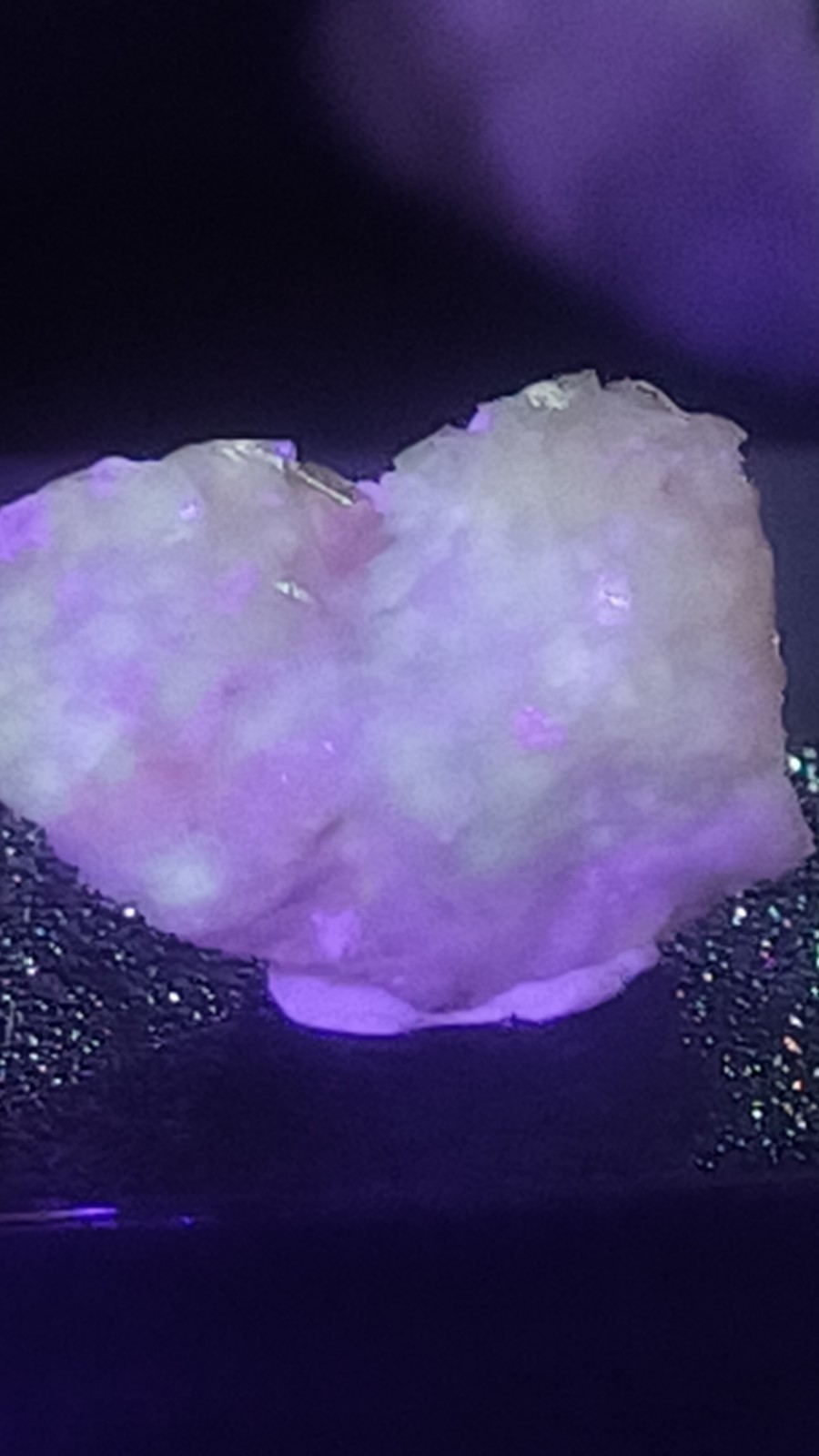 Brown Fluorescent Fluorite With Barite From Kentucky Usa