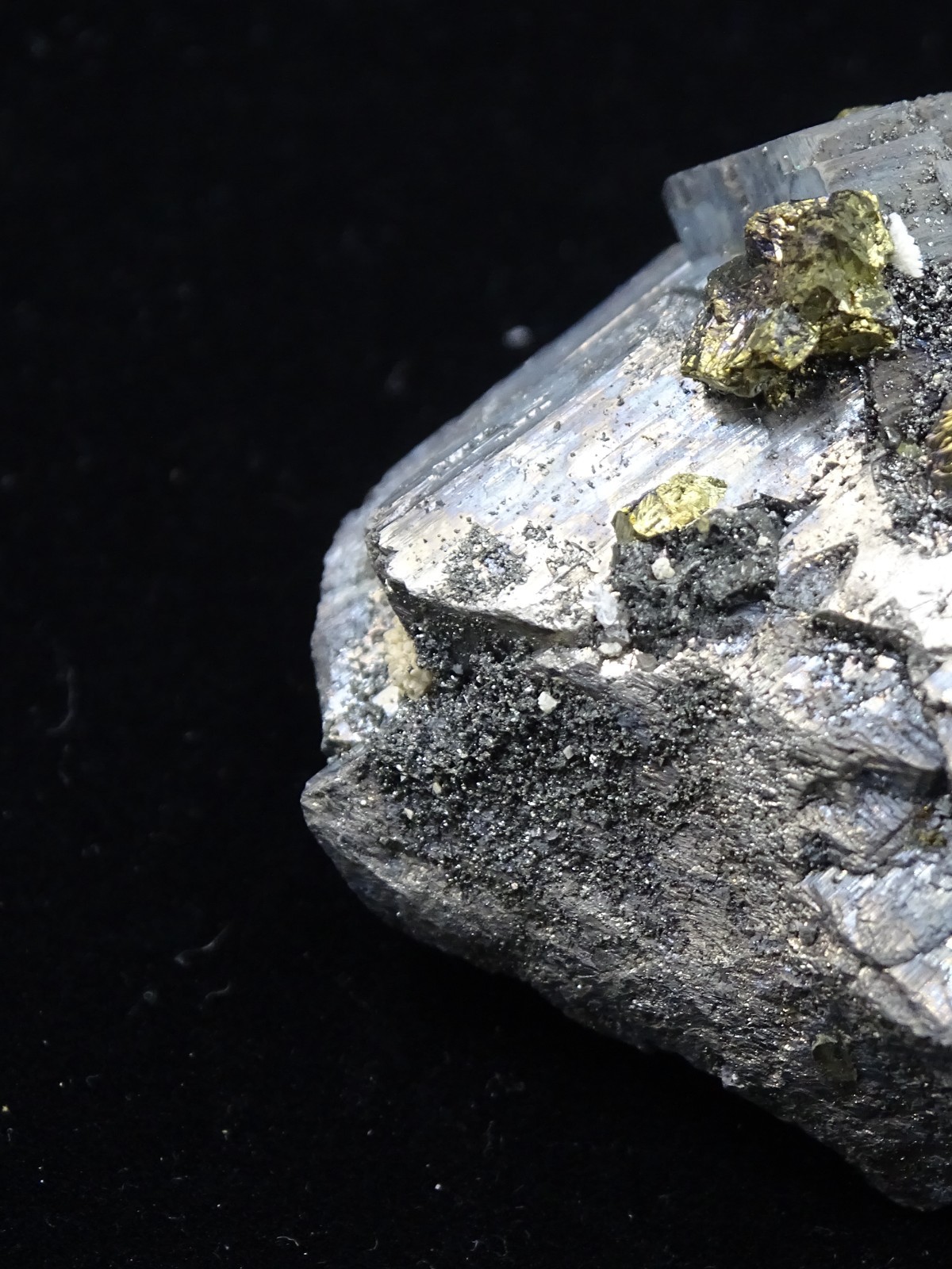 Silvery-white Arsenopyrite and Pyrite, China