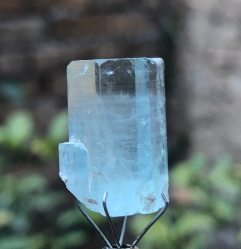25 Carat Terminated Sky Blue Aquamarine Crystal From Pakistan
