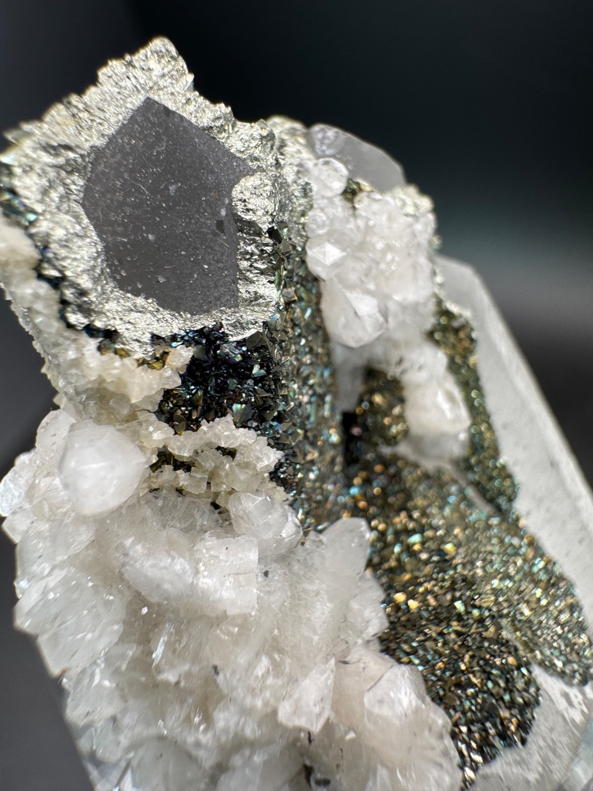 6609 High Quality Multicolor Pyrite and Calcite on Quartz Hu Bei 45g