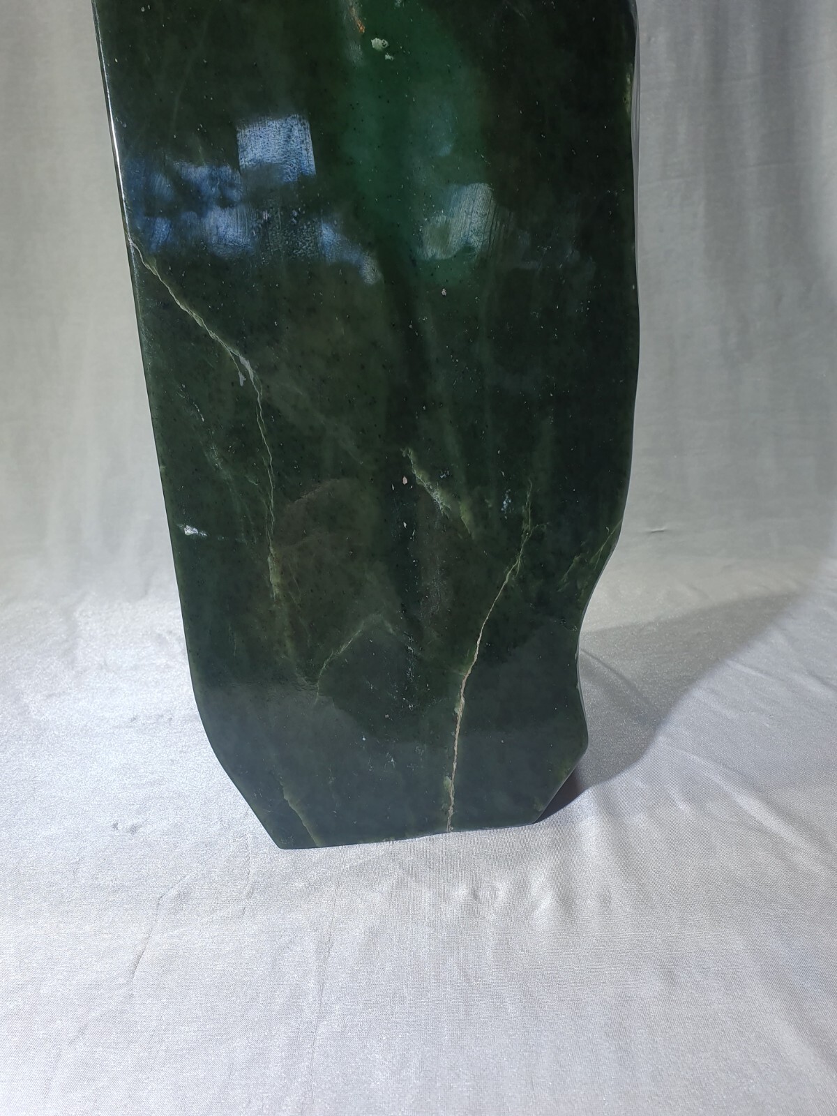 Nephrit Jade Sculpture Freieform Ground 46.3lbs 23 3/16×6 5/16×5 1/2in Decor