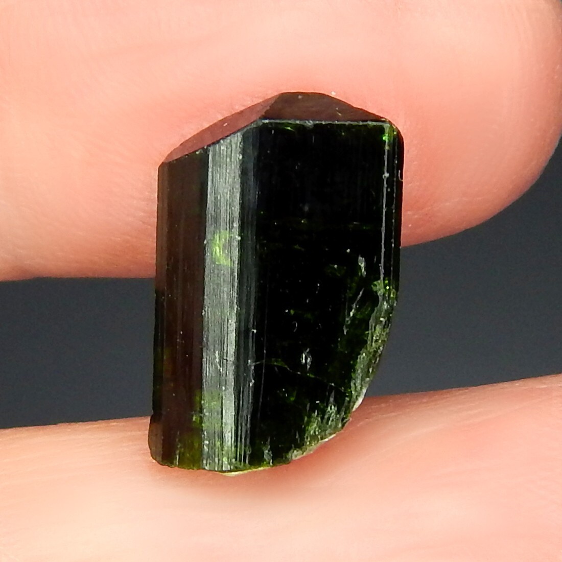 7ct Deep Green Epidote Rough Raw Spar Natural Earth Mined Unheated Facet Grade