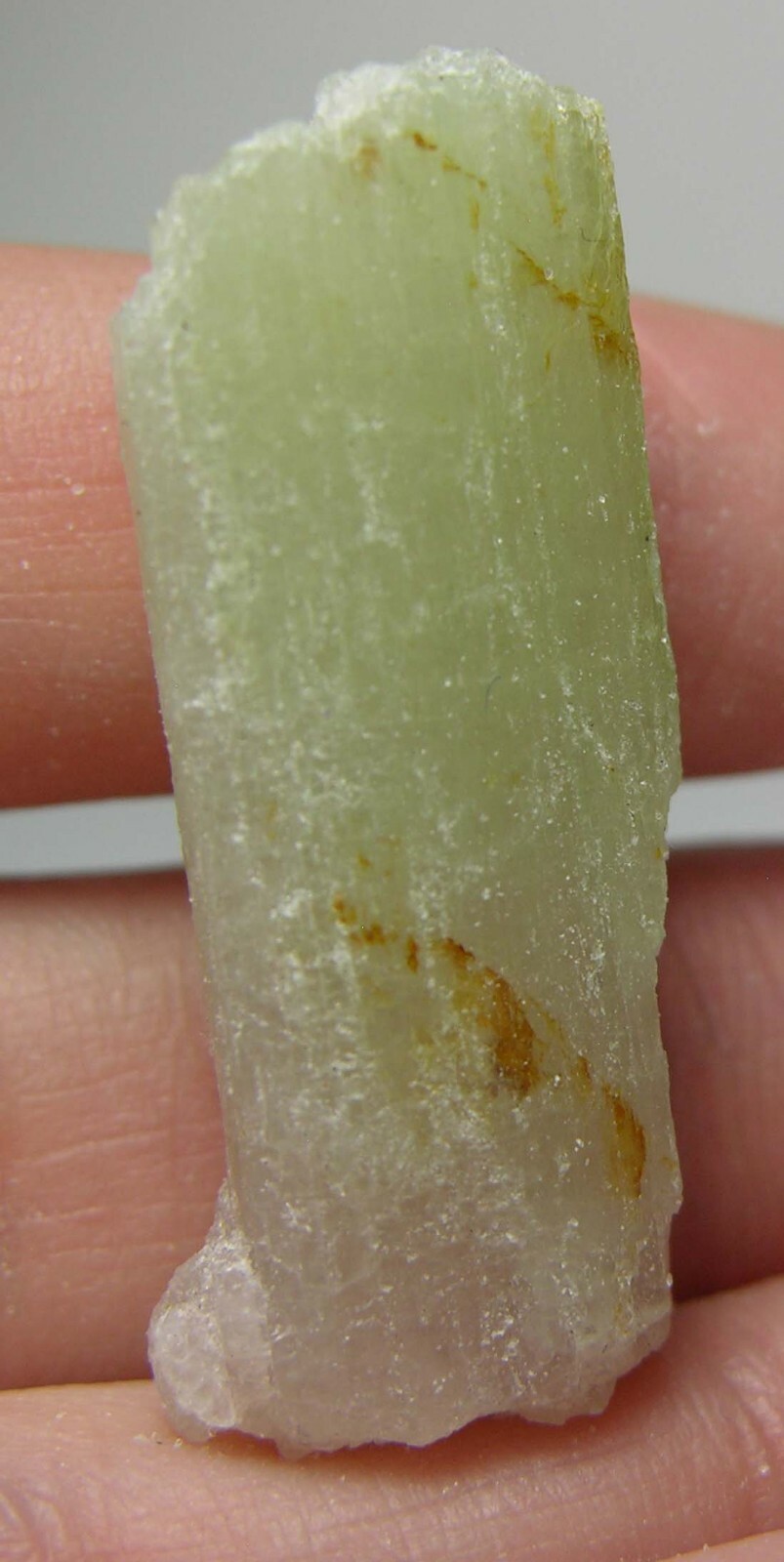 52.40ct Brazil 100% Natural Bi-Color Tourmaline Crystal Specimen 10.50g 37.00mm