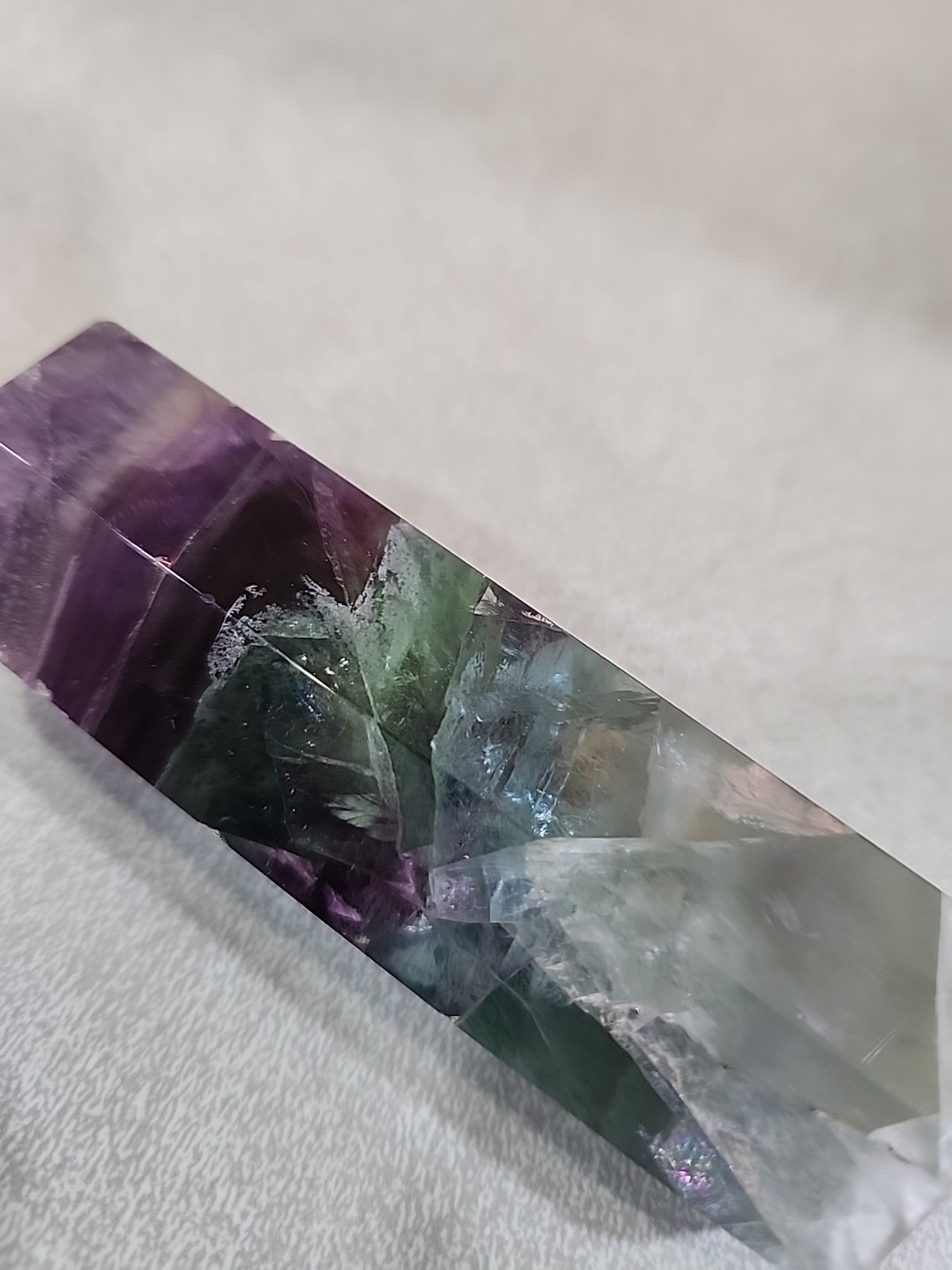 8 oz 4.25 in. Natural rainbow fluorite quartz Crystal obelisk Point Healing Wand