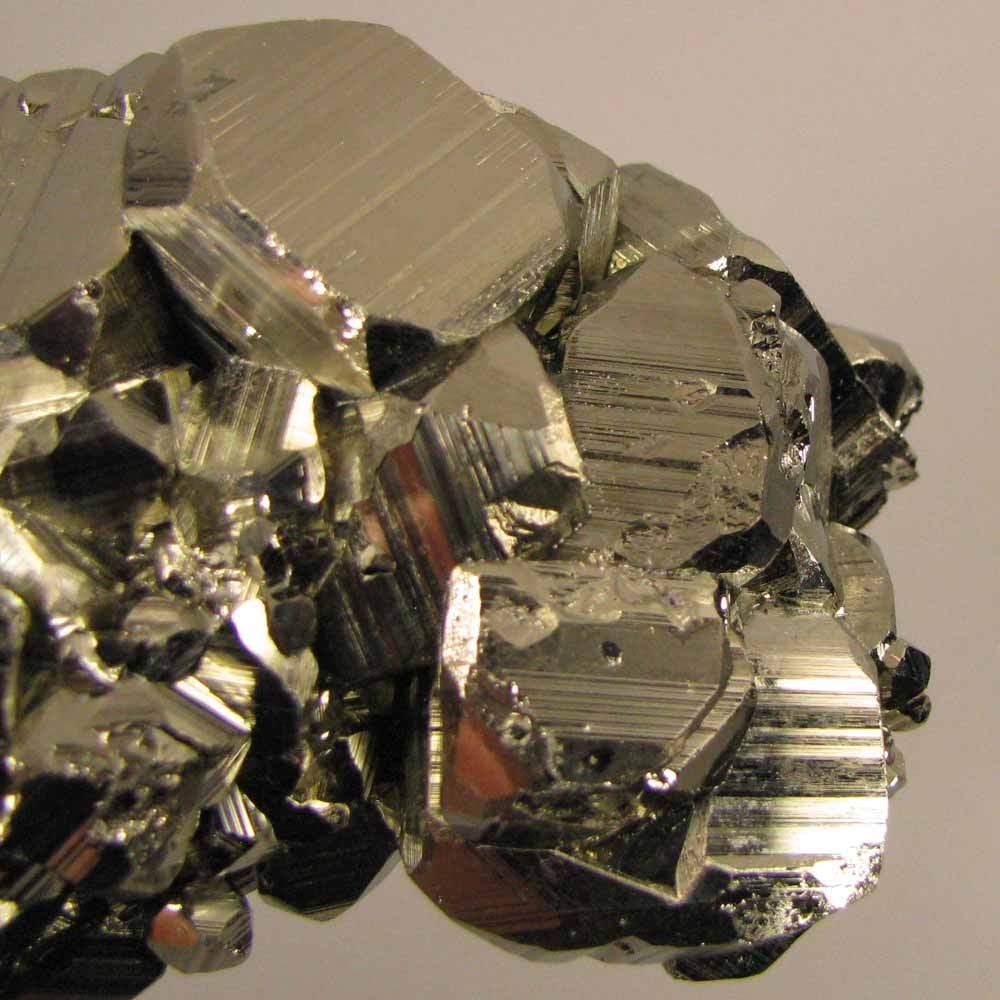 4.2″ PYRITE Crystals Cluster – Peru
