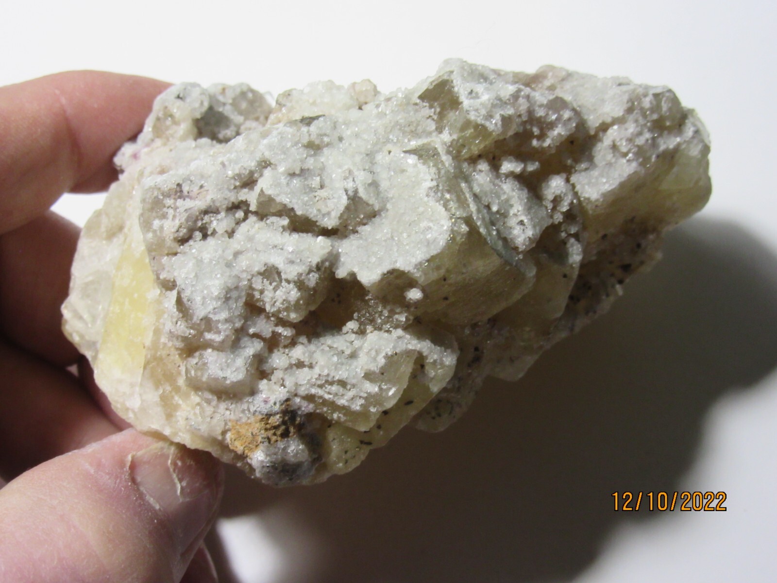AAA 352g Translucent YELLOW Fluorite Crystal Cluster Mineral Illinois YCCC-1