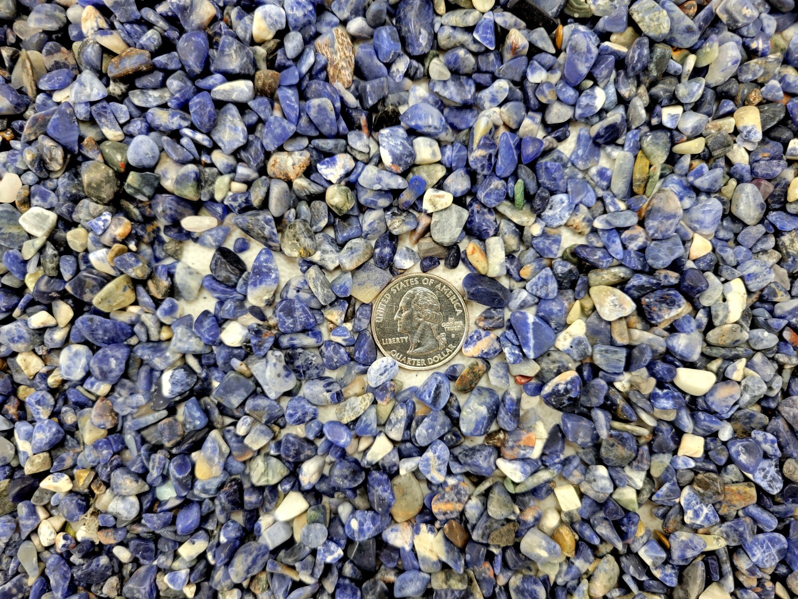 100% NATURAL GEMSTONE CHIPS UNDRILLED BULK CRYSTAL BEADS FOR RESIN ART & CRAFTS