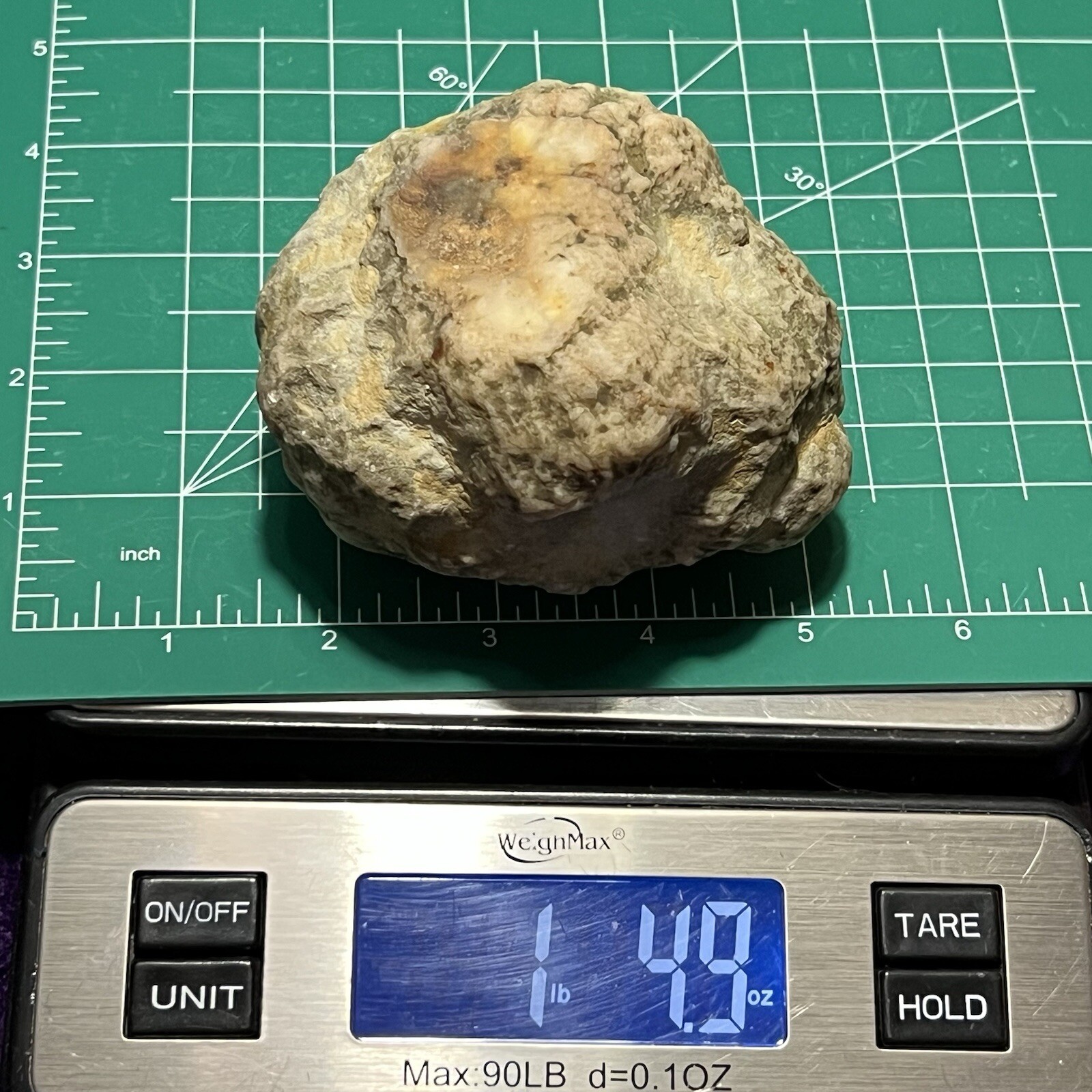 Unopened Geode 3-3/4″ Crystal Quartz Rattler Whole Crack Break Your Own 1.5Lb
