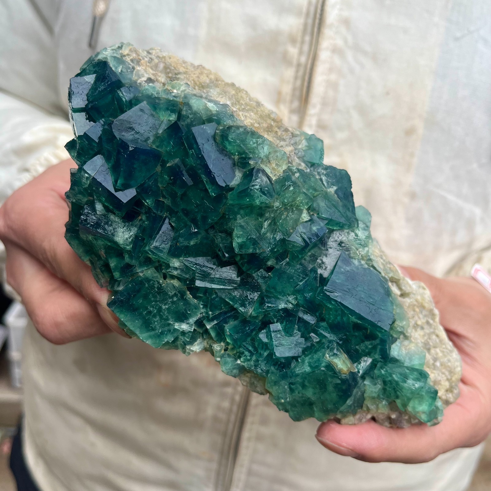 1100g Natural cubic green fluorite crystal cluster rough mineral specimen