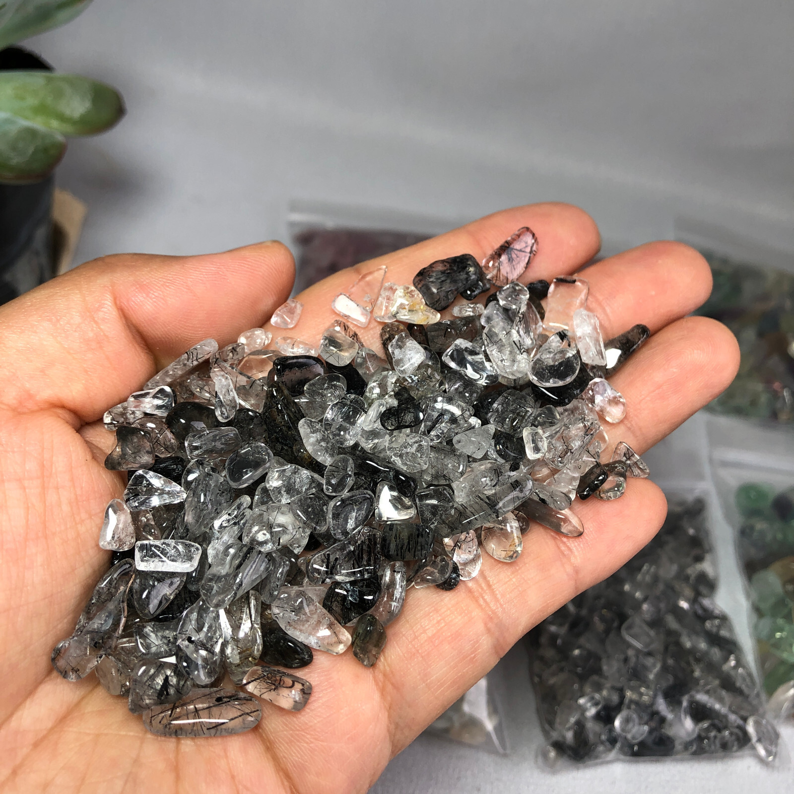100g Natural Black hair crystal gravel reiki healing fish tank decorations A6223