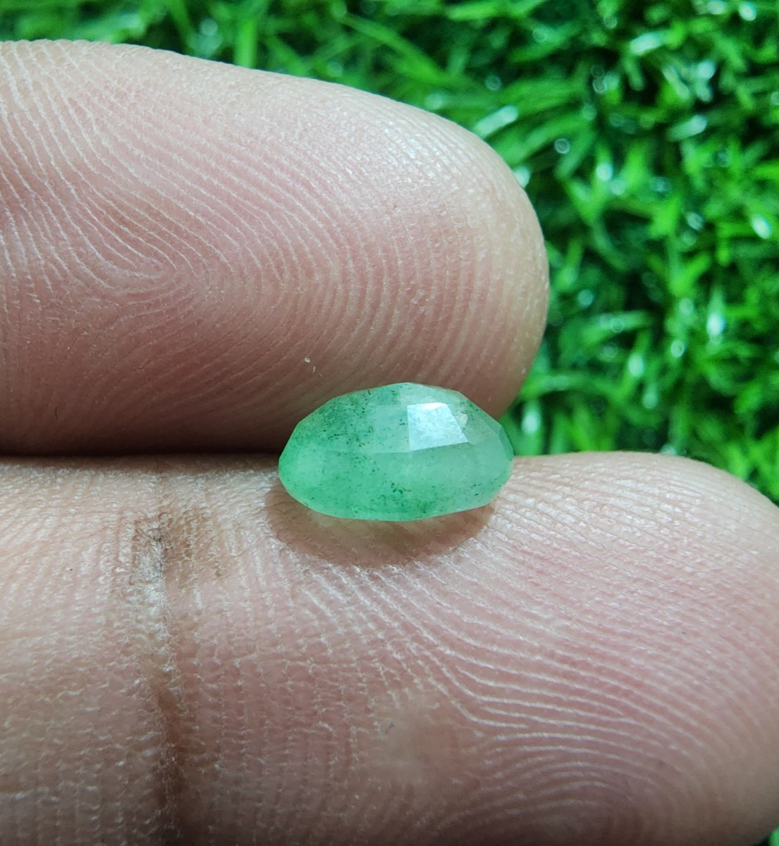 Ultimate Zambian Emerald Oval Shape 1.40 Crt Pretty Green Faceted Loose Gemstone