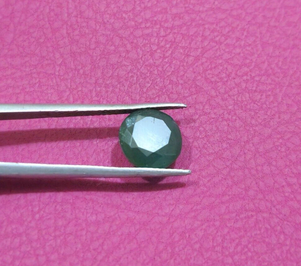 Gorgeous Zambian Green Emerald 3.30 Crt Faceted Round Cut Shape Loose Gemstone