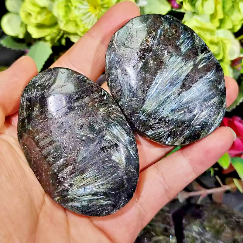 2025NEW !Arfvedsonite PalmStone Healing Reiki Stone Gift Home Decor Collection
