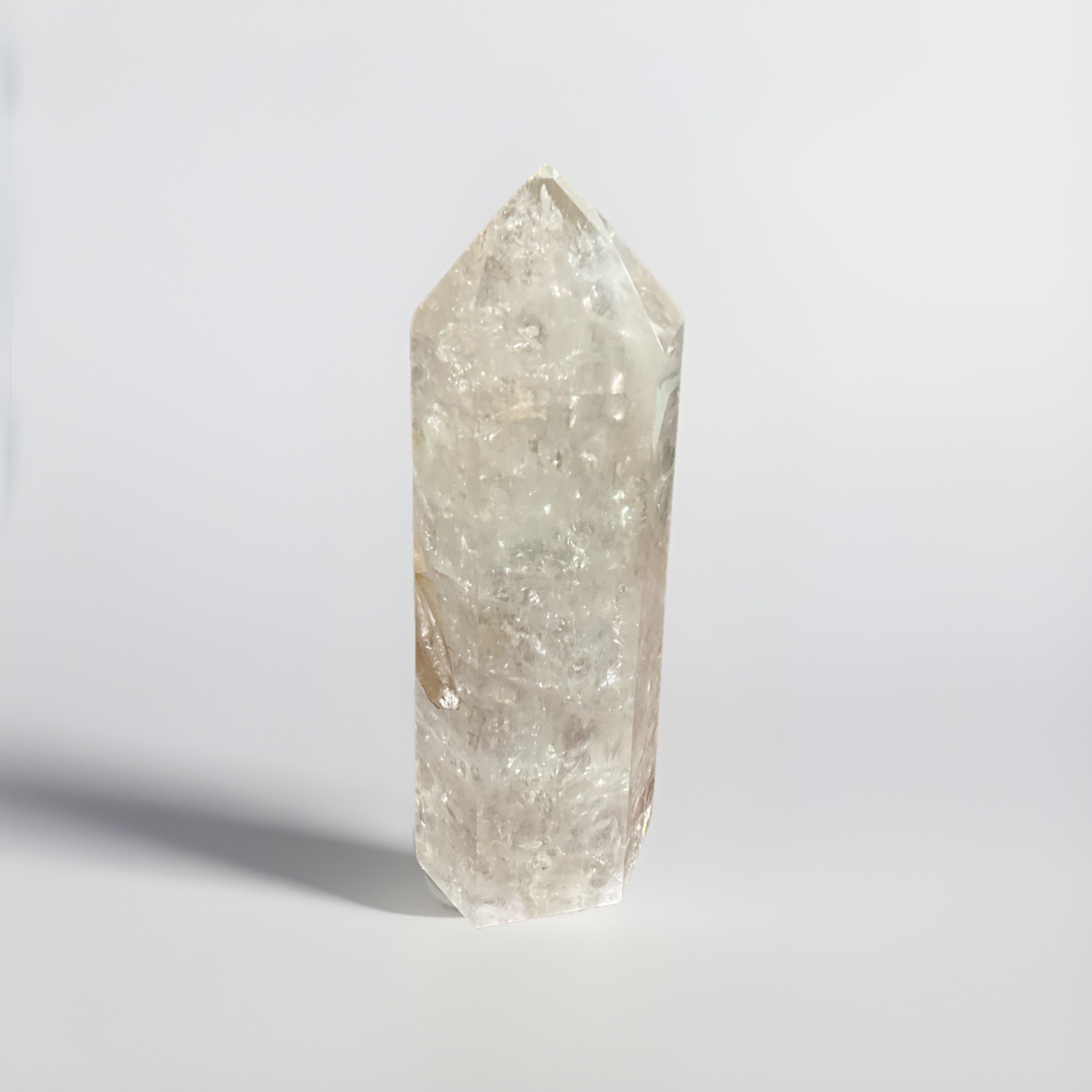 1,8 LB Natural clear quartz crystal
