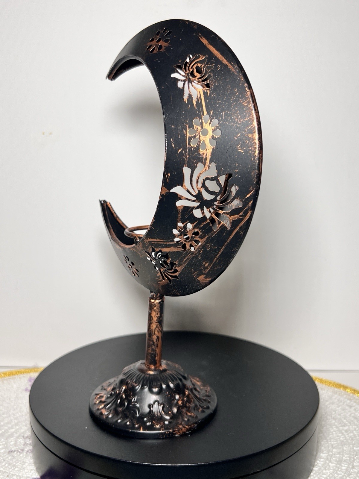 Moon Sphere Holder – Holds 80mm & smaller spheres – Spheres in pics not included