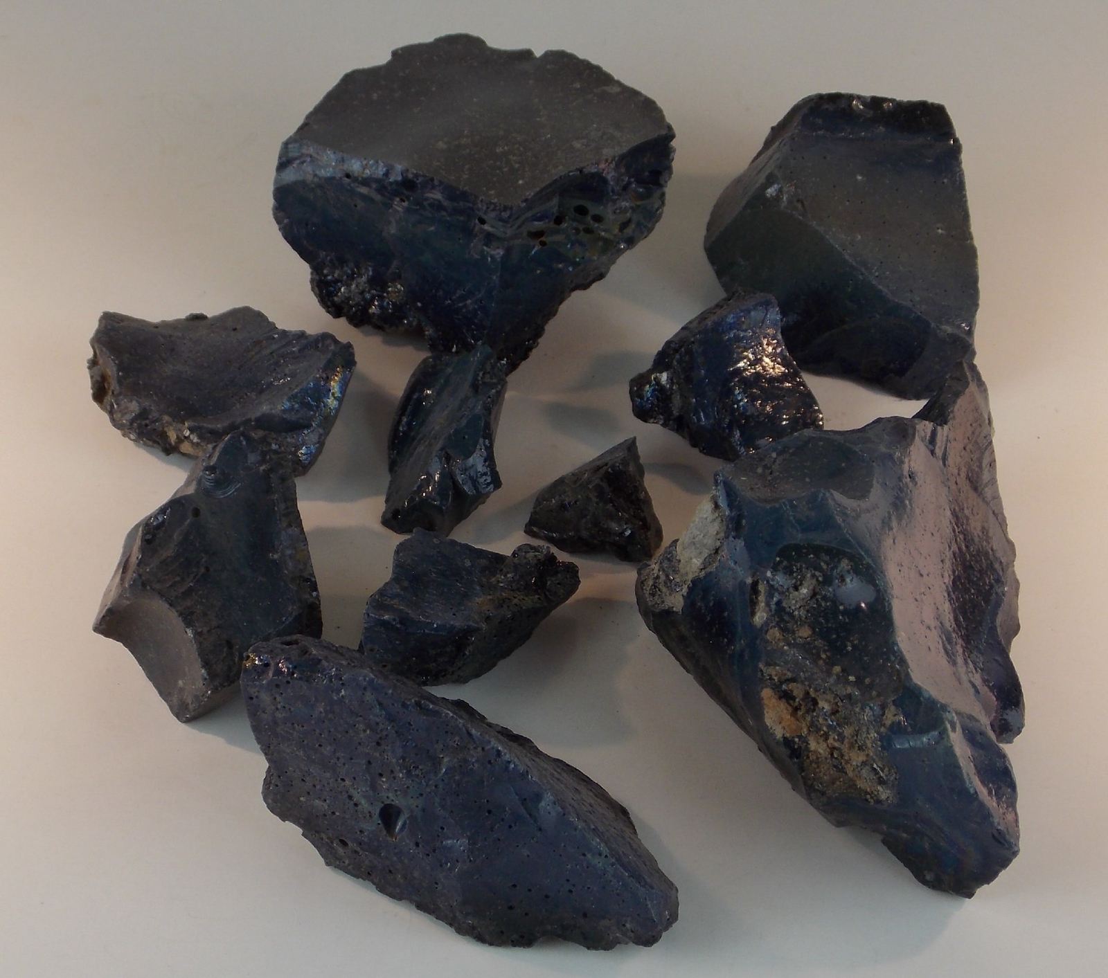 GRAY and BLUE SLAG GLASS – Lot of 10 pieces – 642 grams / 9.6 cm – GERMANY 27481