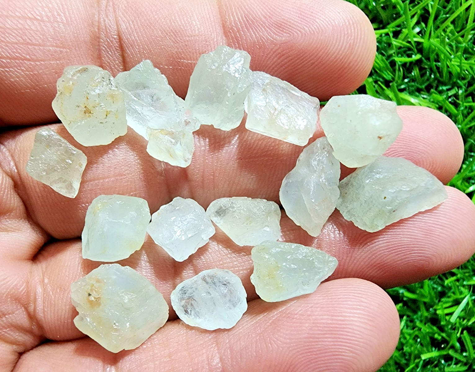 14 Pcs Mickey Aquamarine Gemstone Rough Lot 9-16 mm Aquamarine Rough Stone Bulk