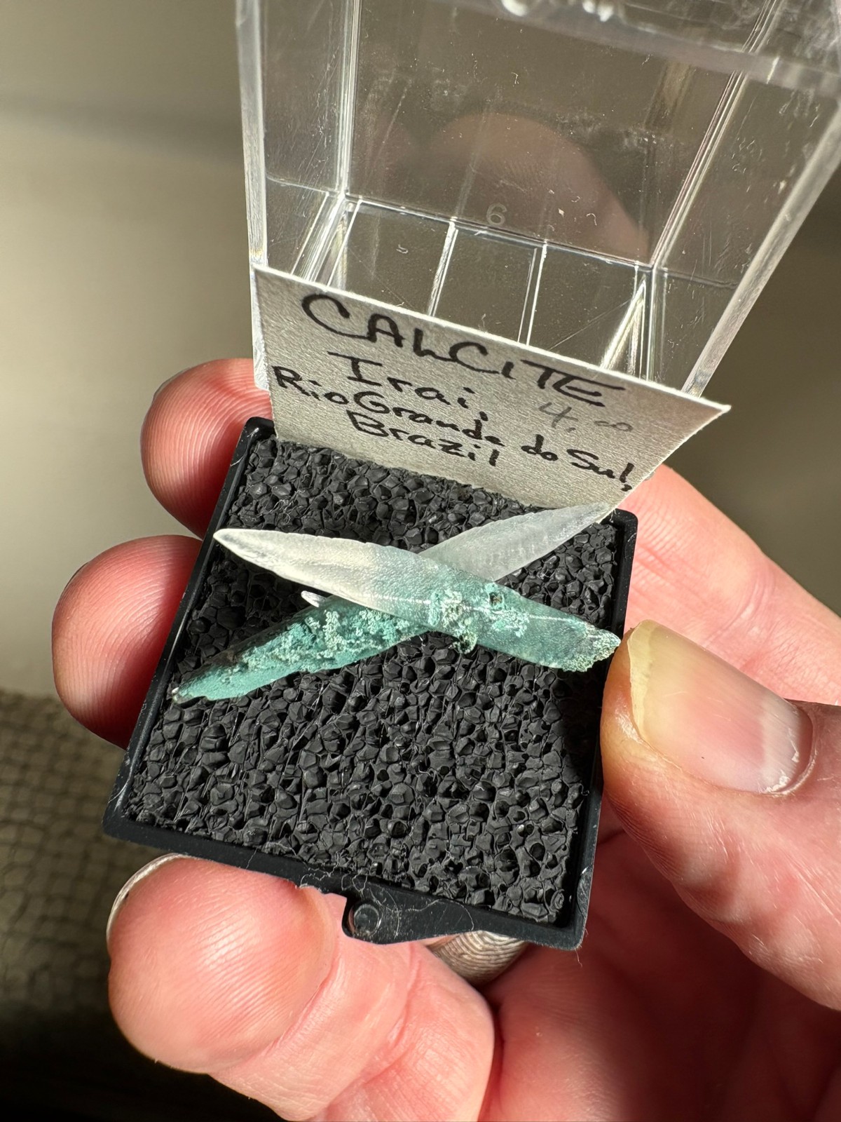 Calcite “cross”, Irai, Brazil, Thumbnail