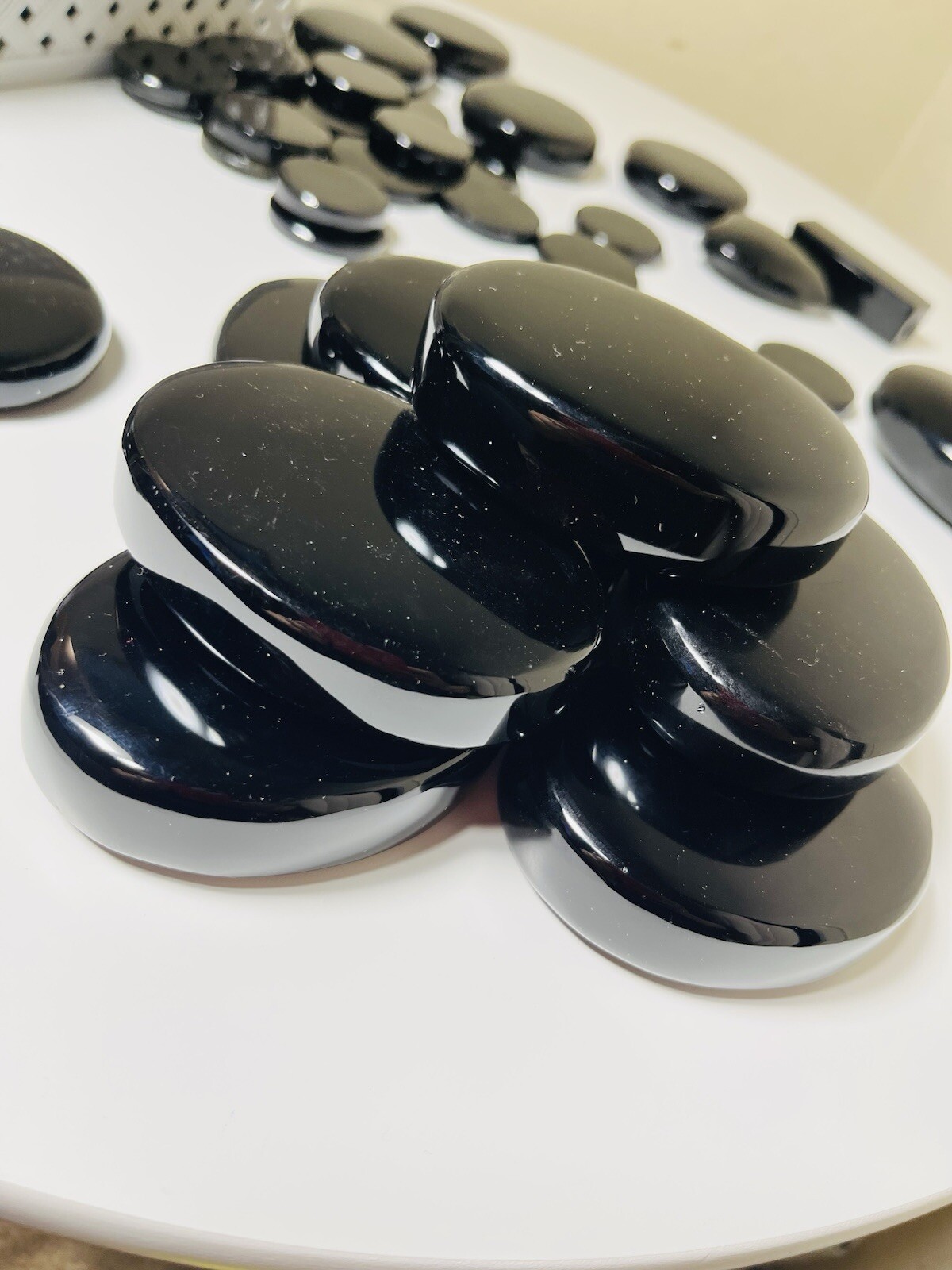 Gold and Black Obsdian Stone: Hot Stones for Massages,Spheres,Bracelets!!!
