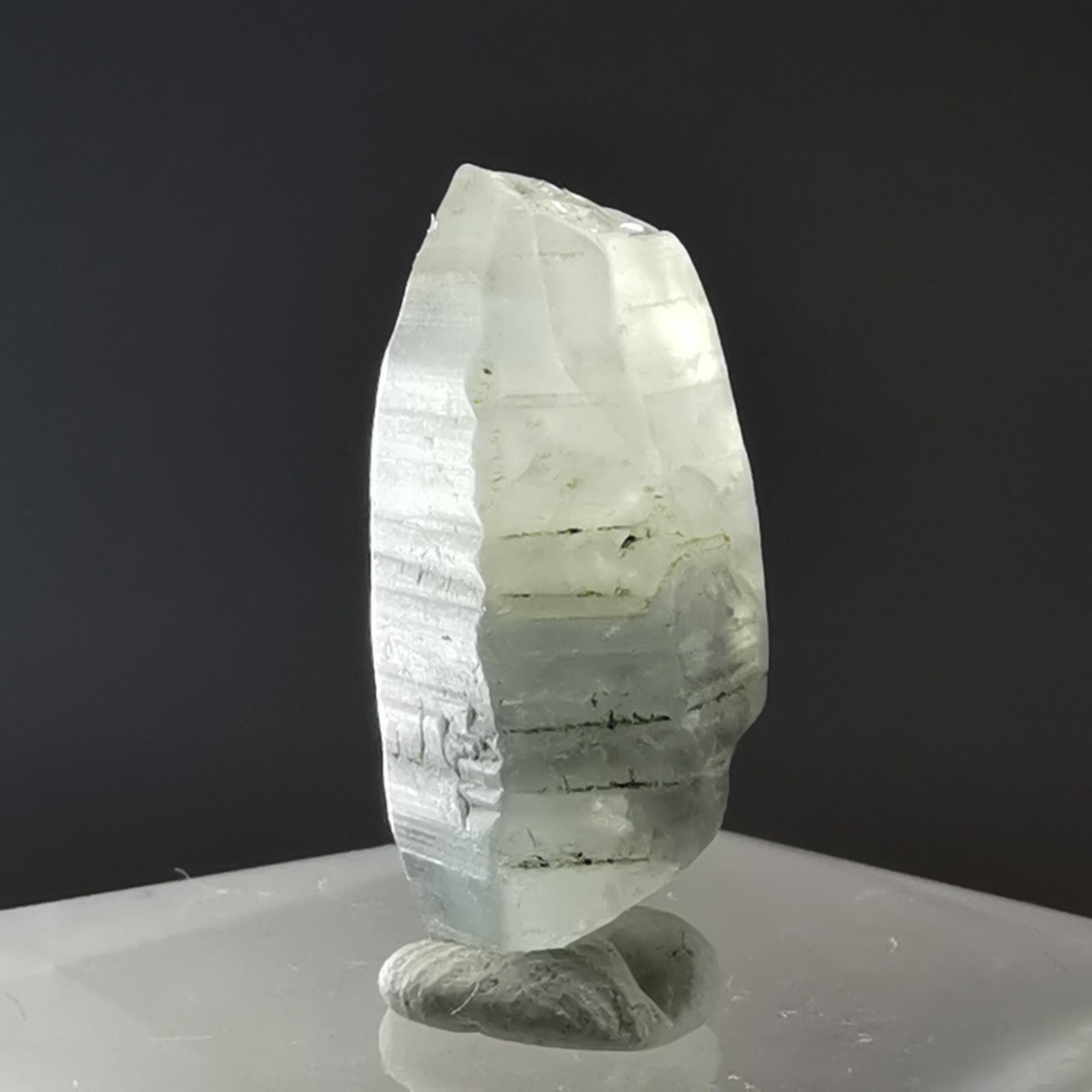9.99ct Ceylon Sapphire / Sri Lanka / Rough Crystal Gem Gemstone Mineral