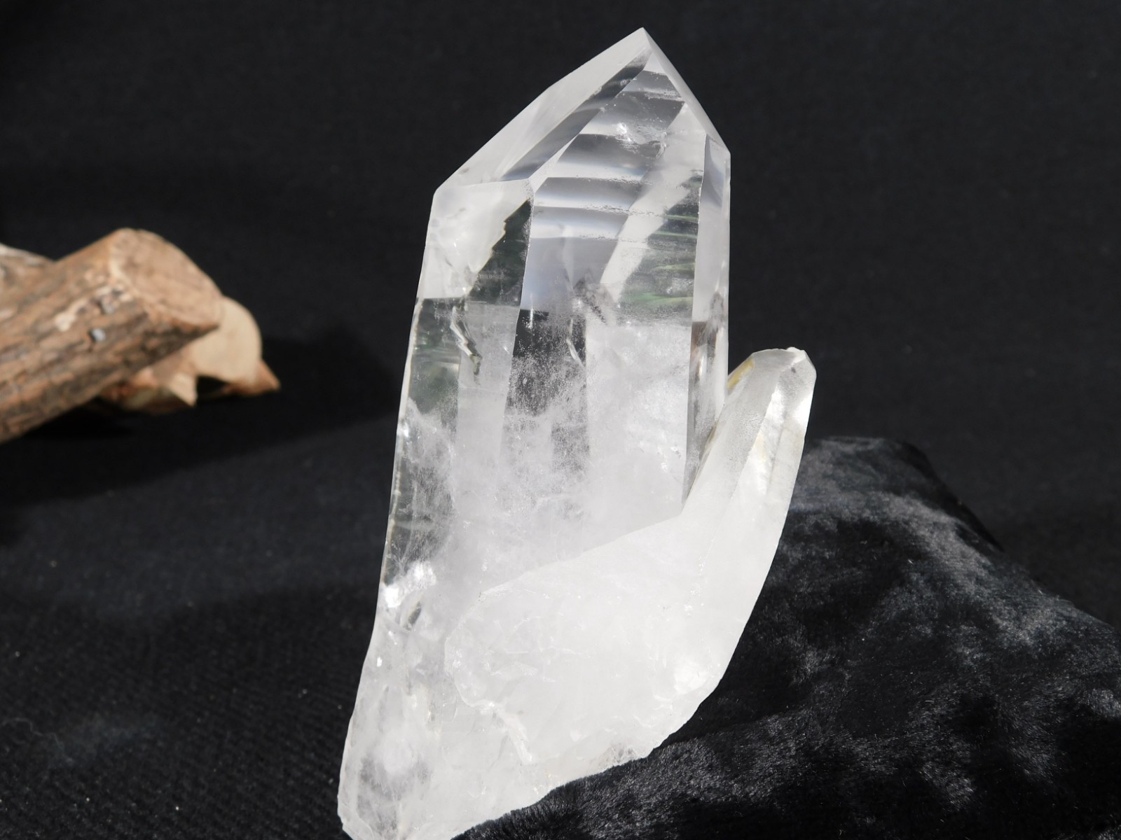 Larger! Translucent LEMURIAN Quartz Crystal TWIN From Brazil 335gr
